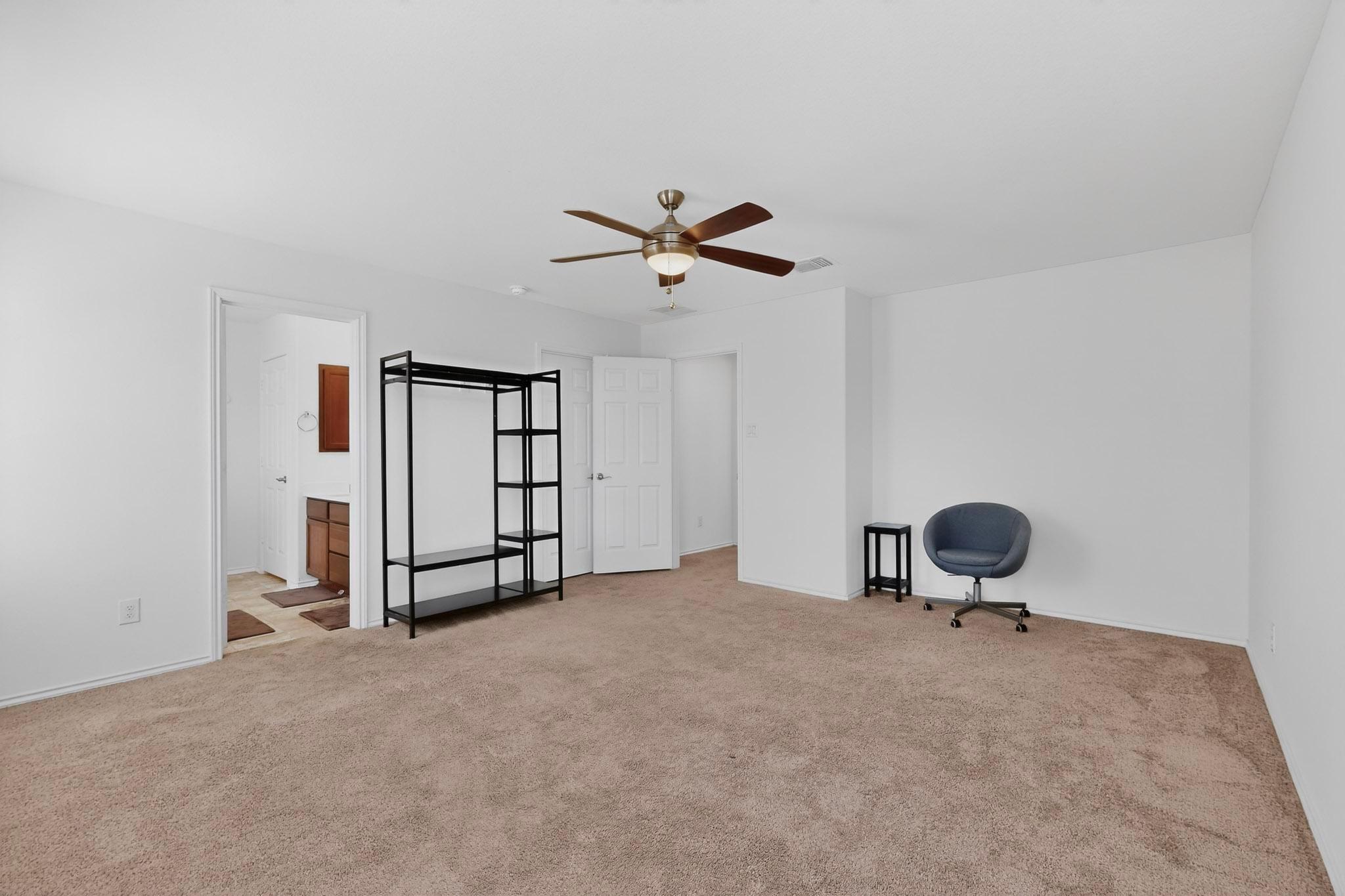 712 Madalin Rue Ct, Leander, TX 78641