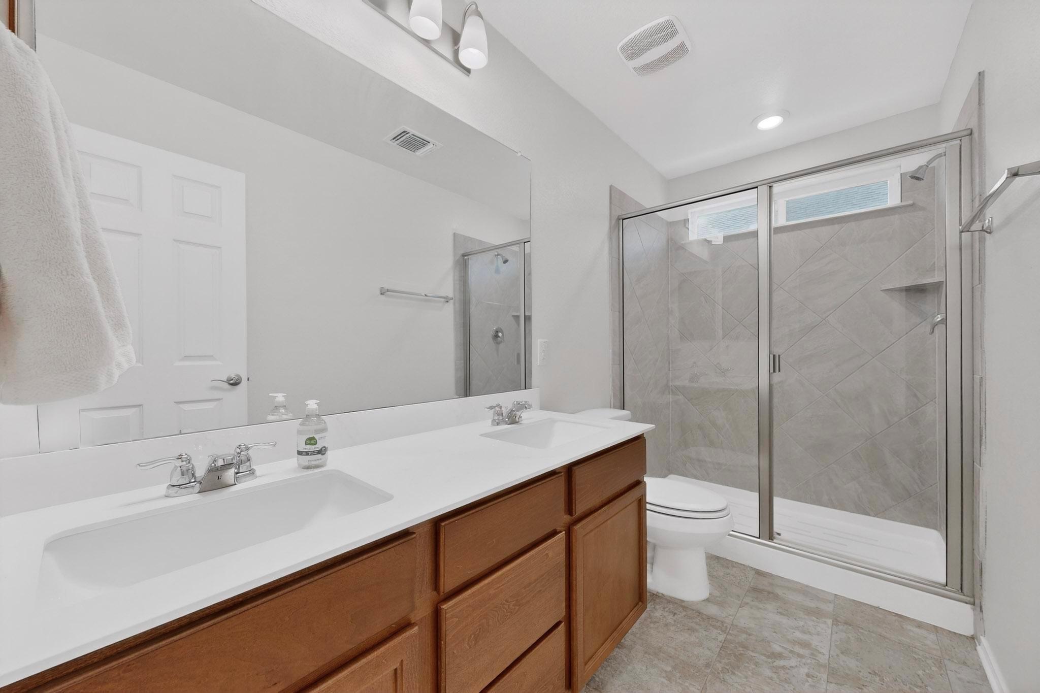 712 Madalin Rue Ct, Leander, TX 78641