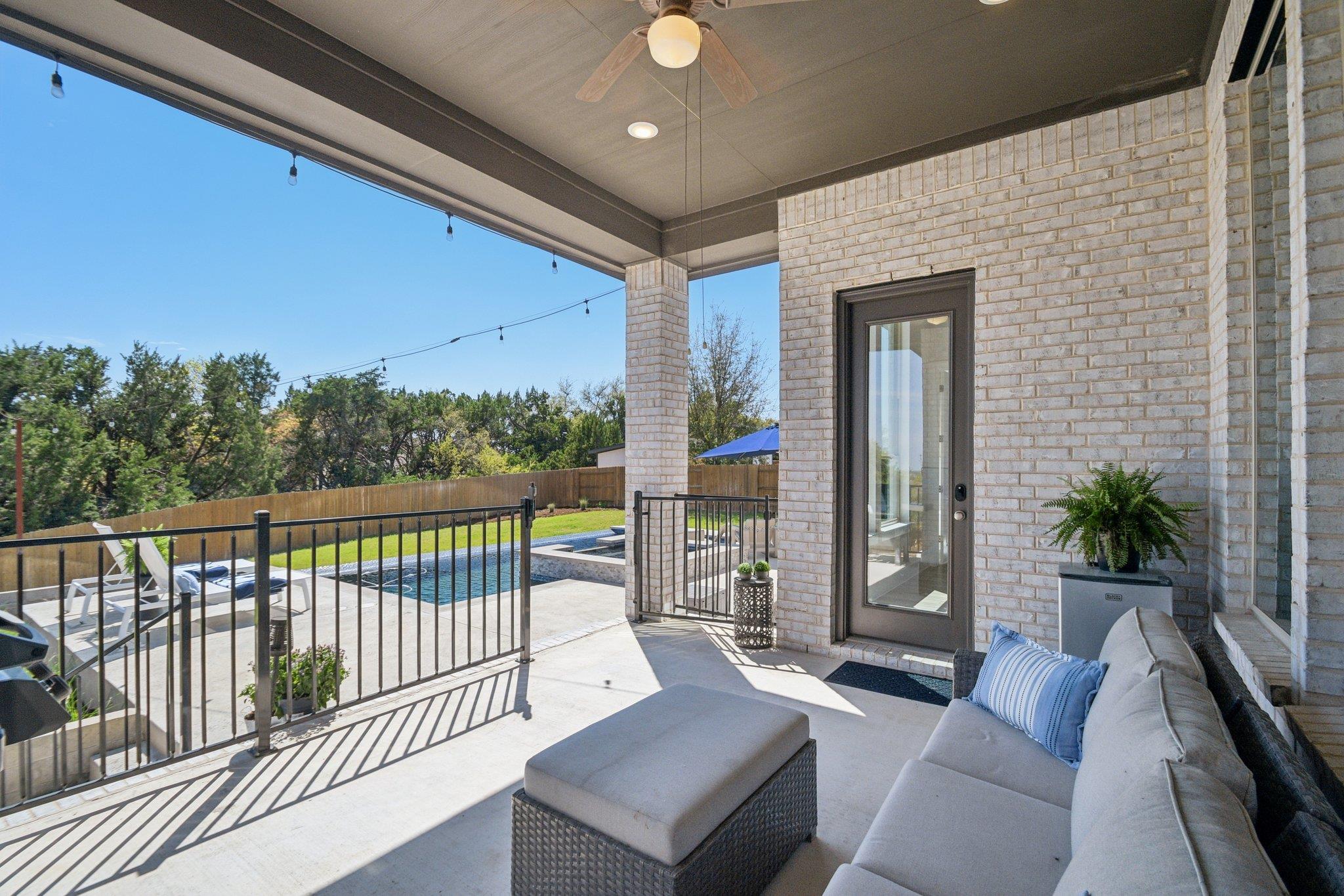 271 Egret Ln, Austin, TX 78737