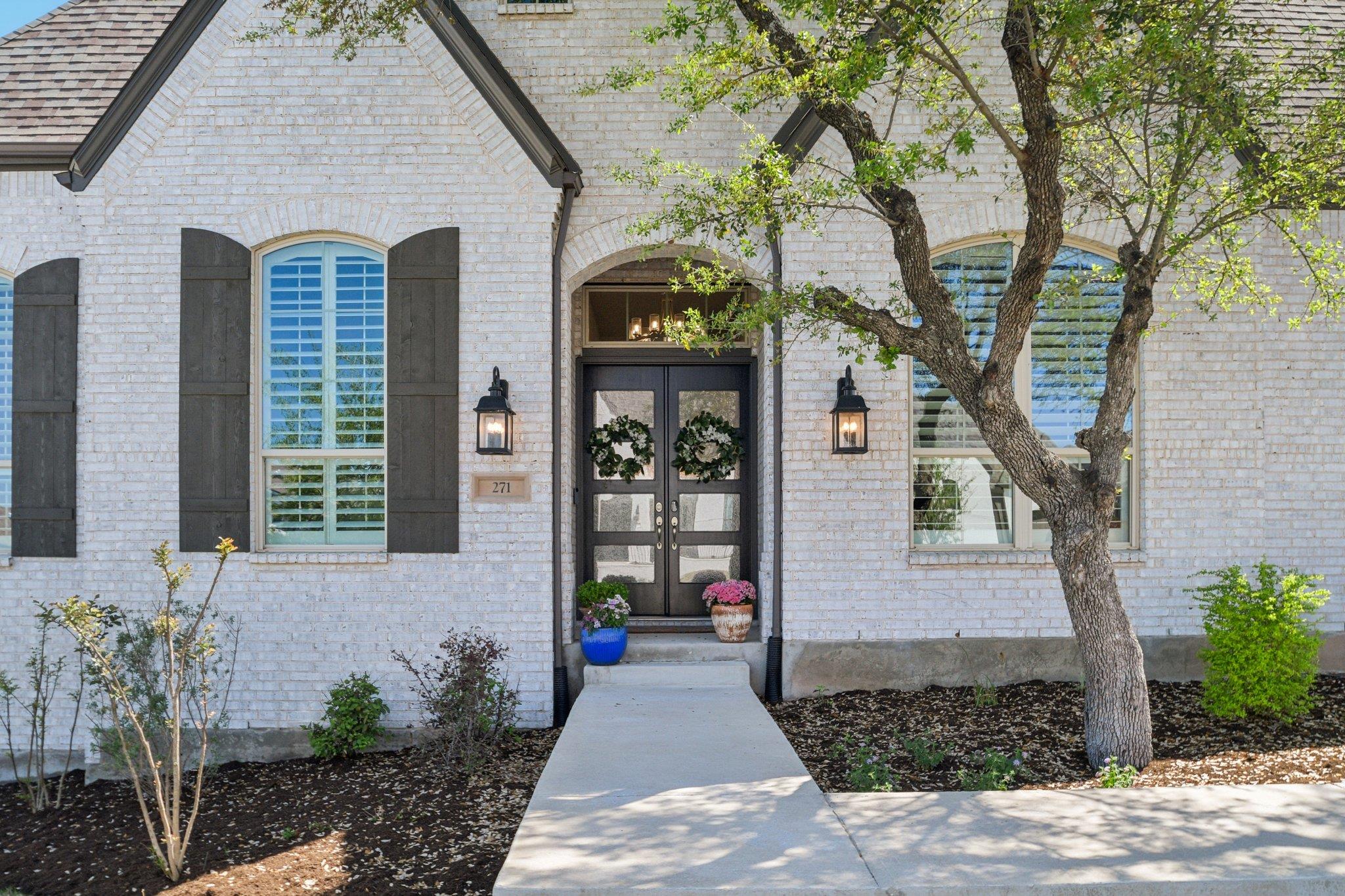 271 Egret Ln, Austin, TX 78737