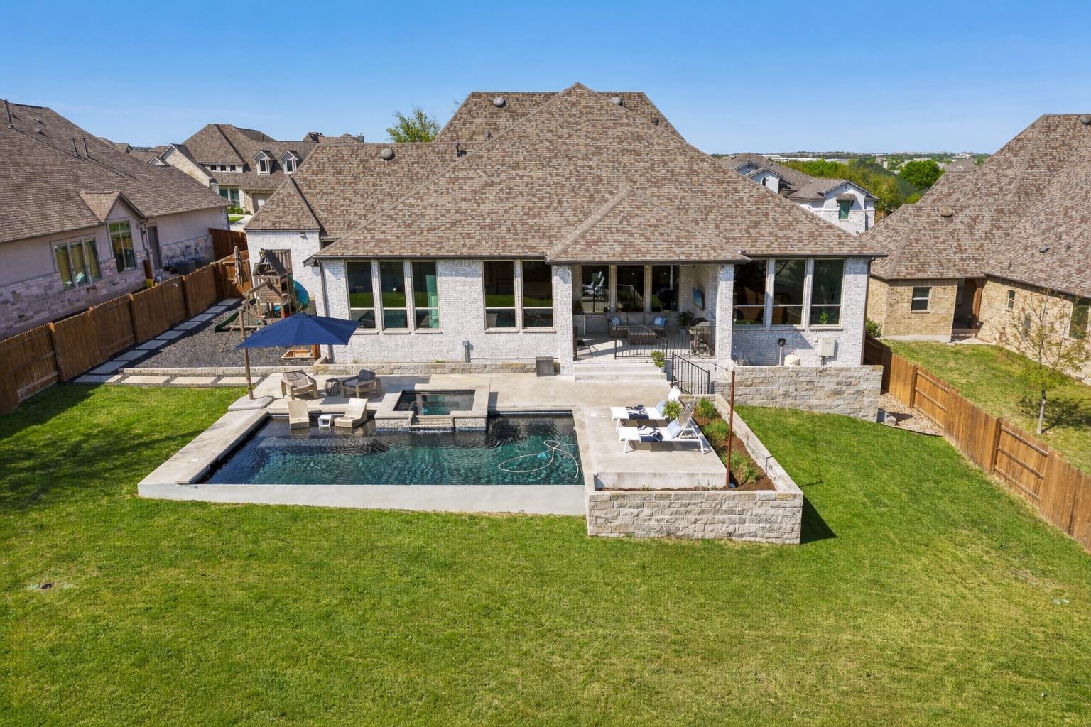 271 Egret Ln, Austin, TX 78737