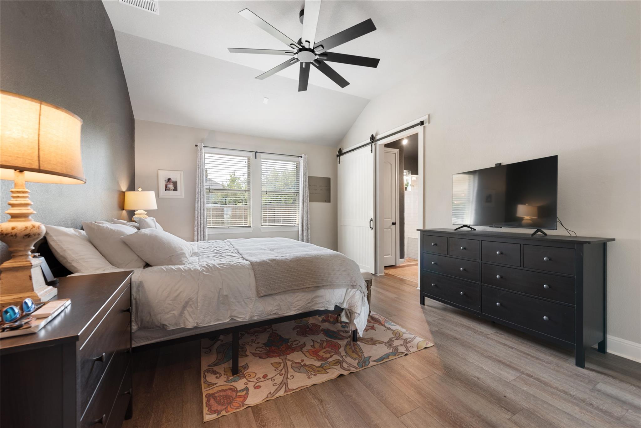 368 Founders Rdg, Dripping Springs, TX 78620