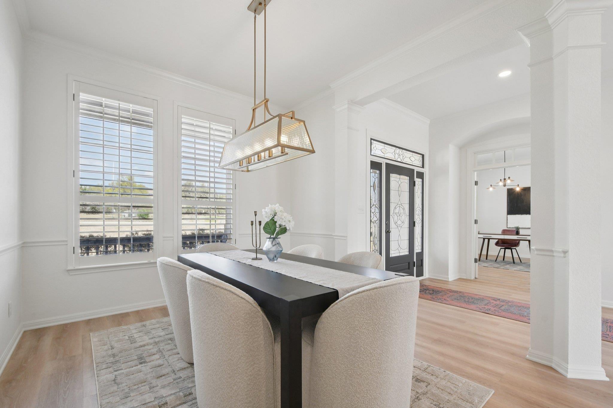 816 Drifting Wind Run, Dripping Springs, TX 78620