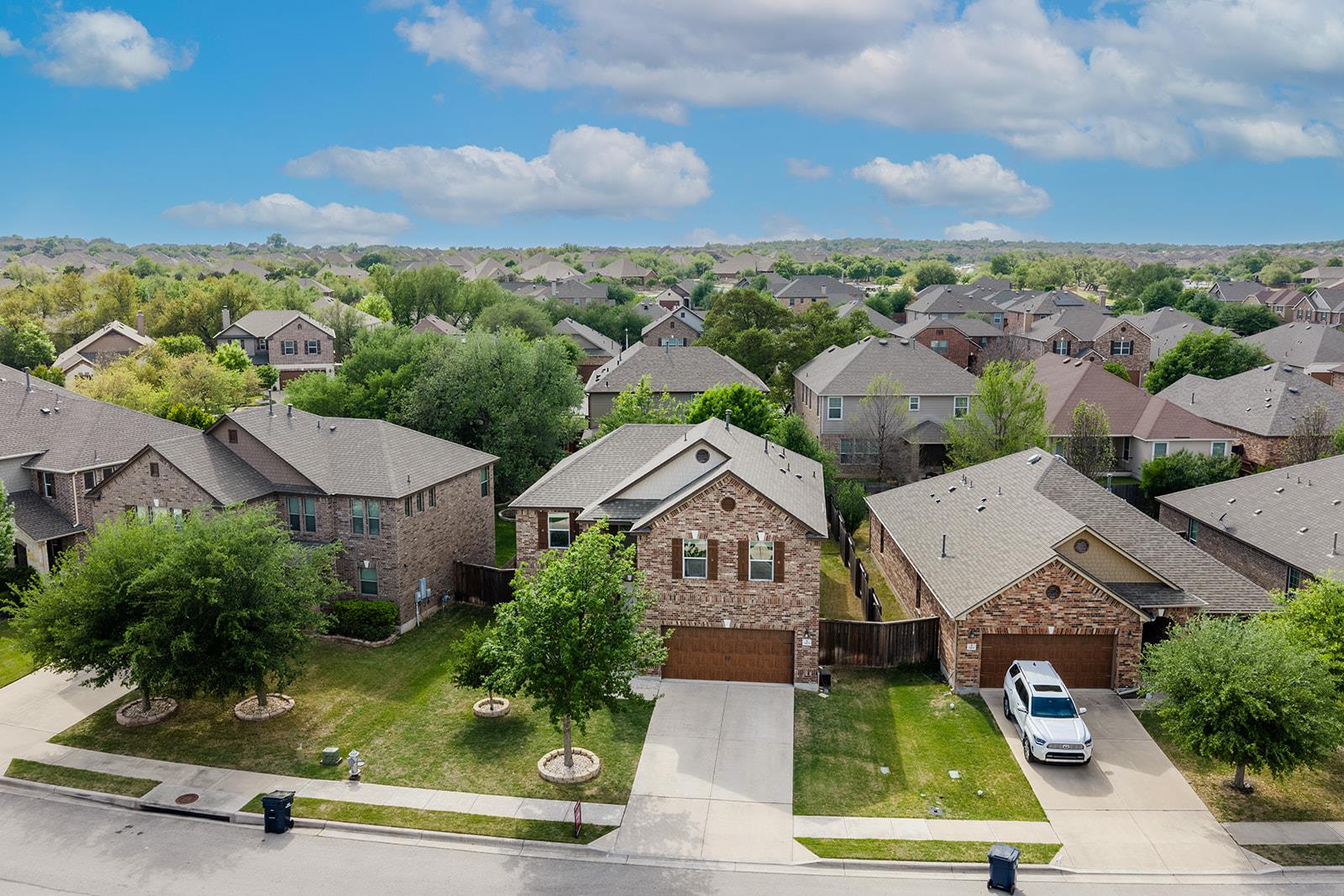 1425 Bovina Dr, Leander, TX 78641