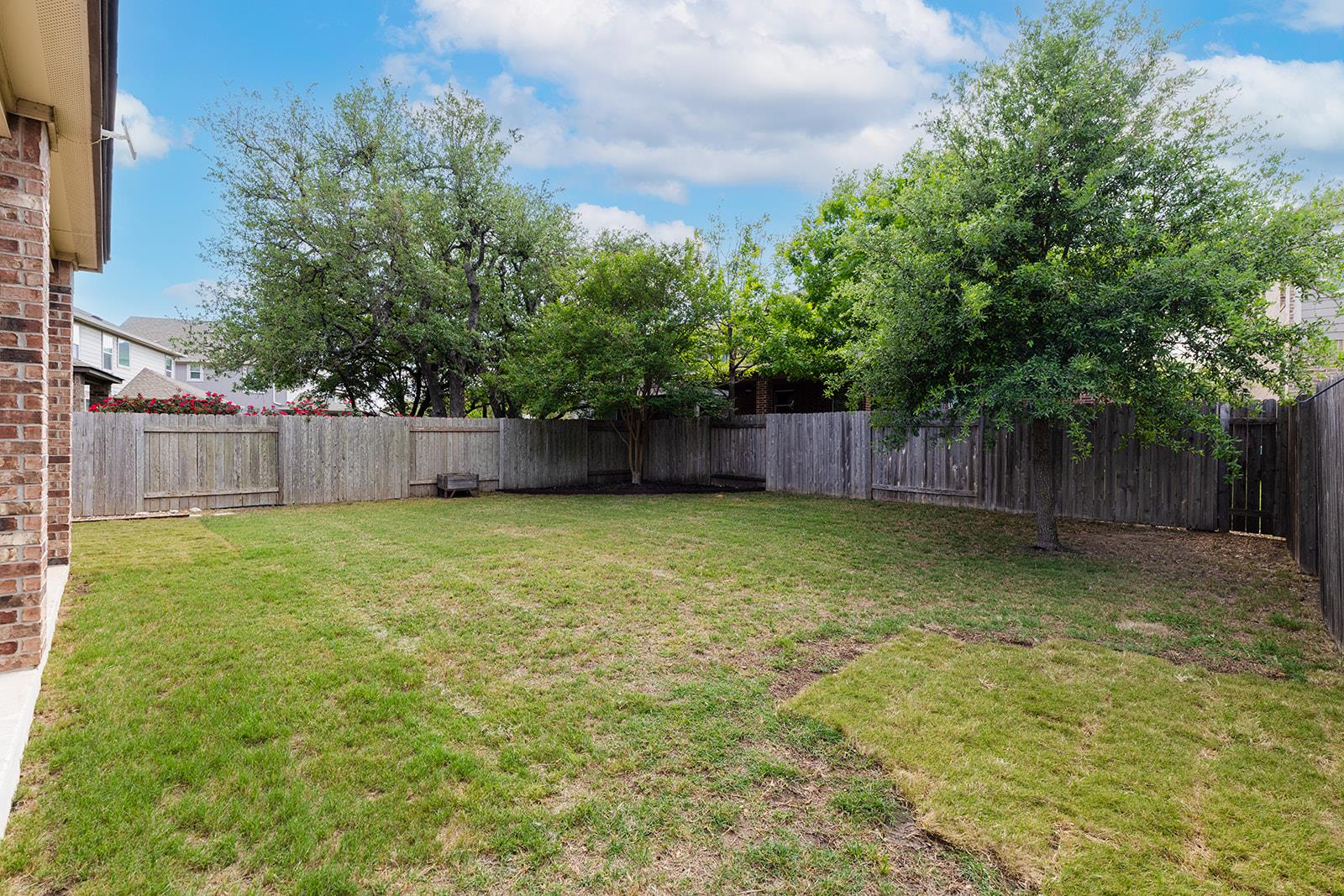 1425 Bovina Dr, Leander, TX 78641