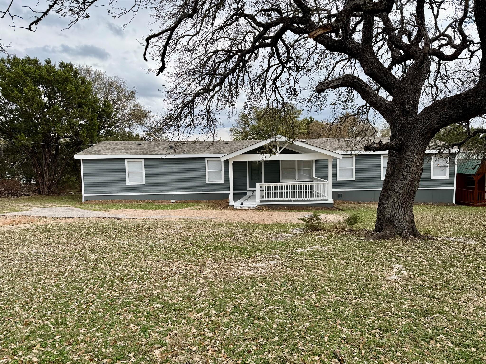 831 Rolling Block Dr, Liberty Hill, TX 78642