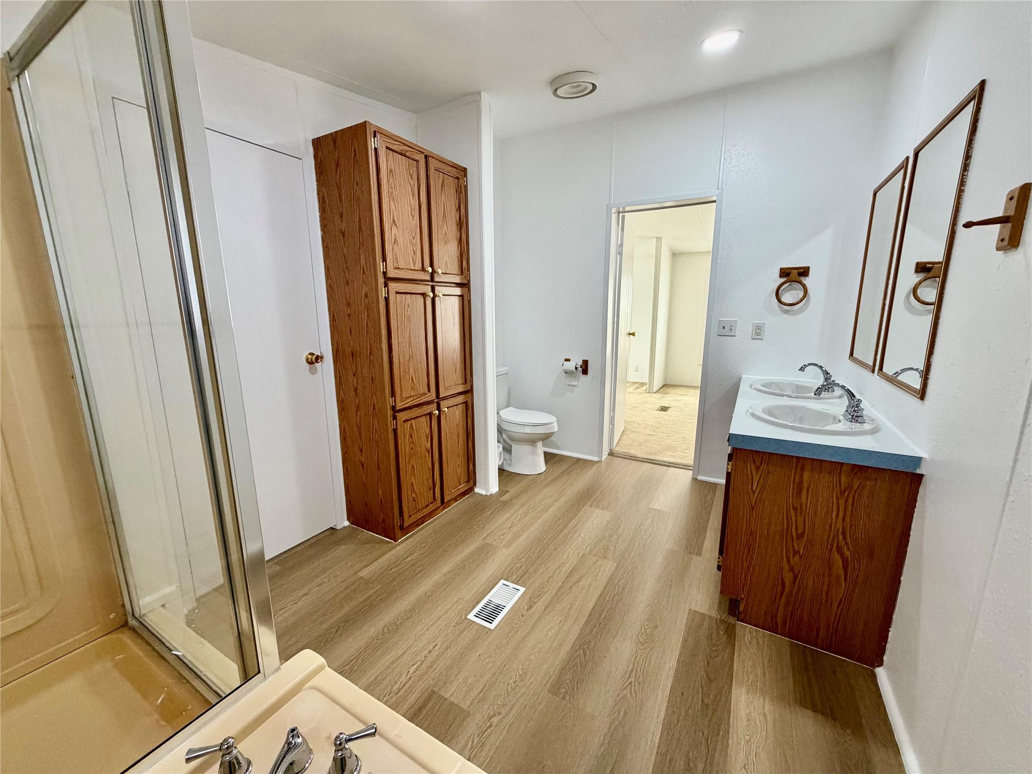 831 Rolling Block Dr, Liberty Hill, TX 78642