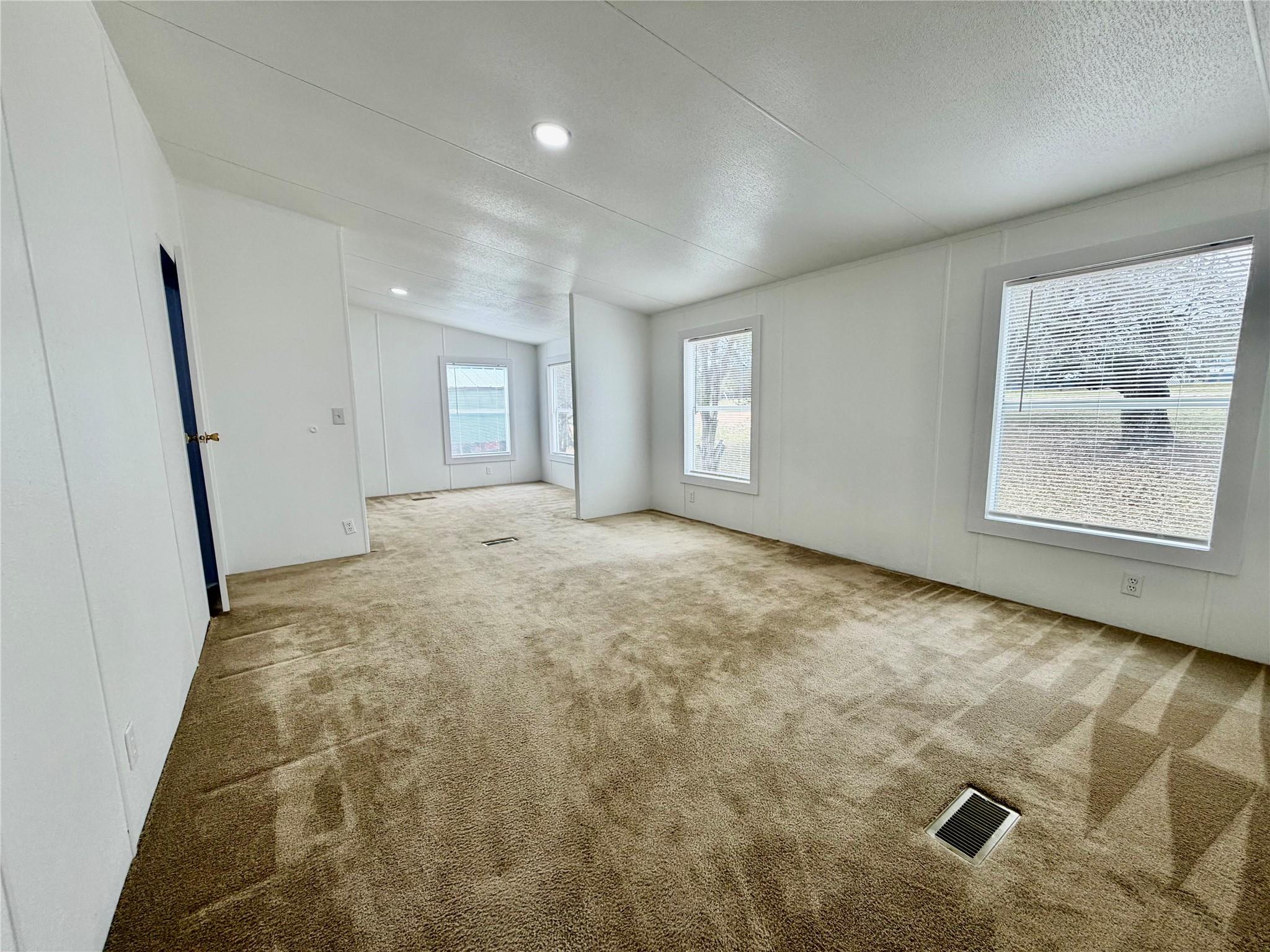 831 Rolling Block Dr, Liberty Hill, TX 78642