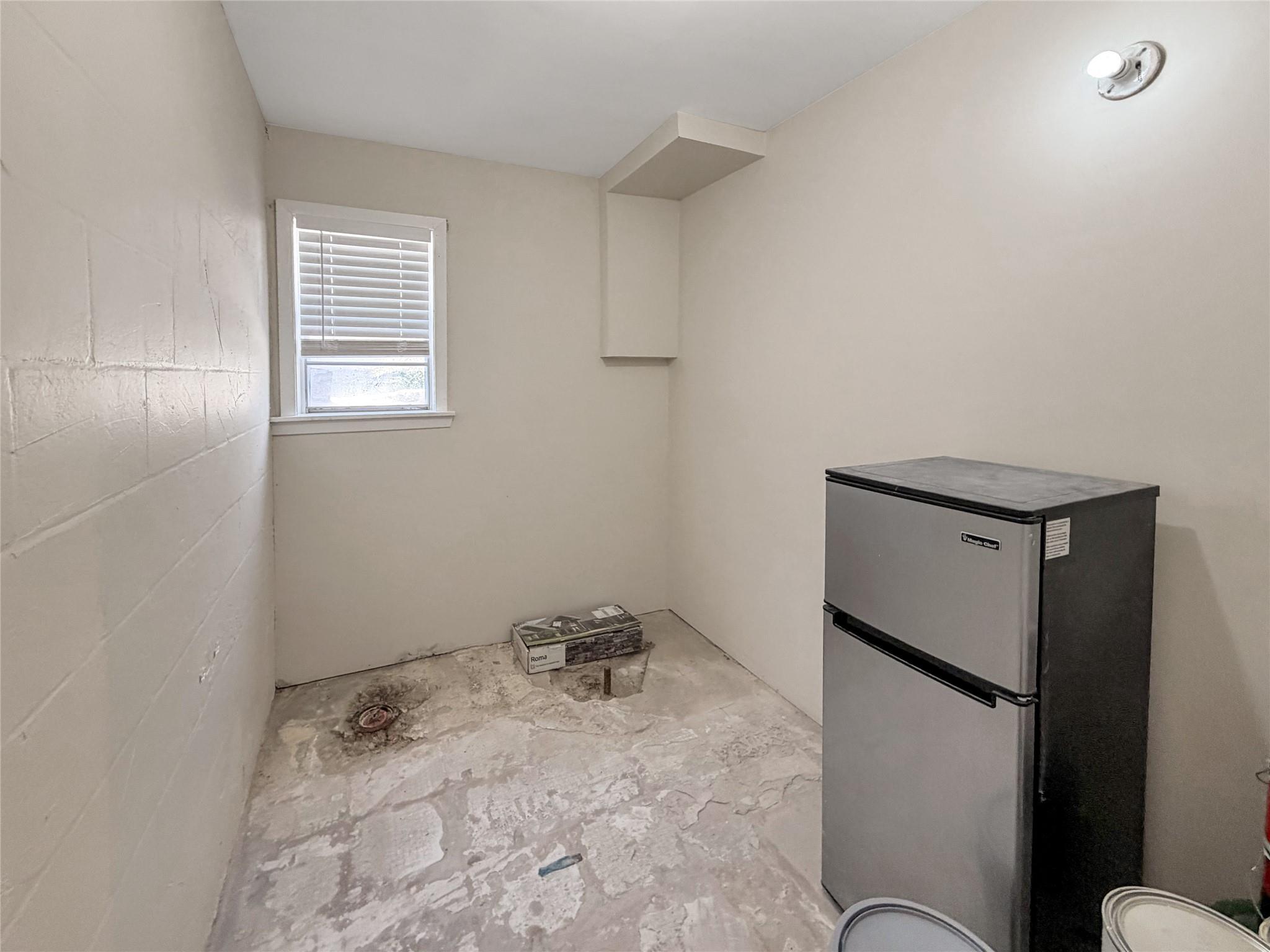 231 Vip Dr, Canyon Lake, TX 78133