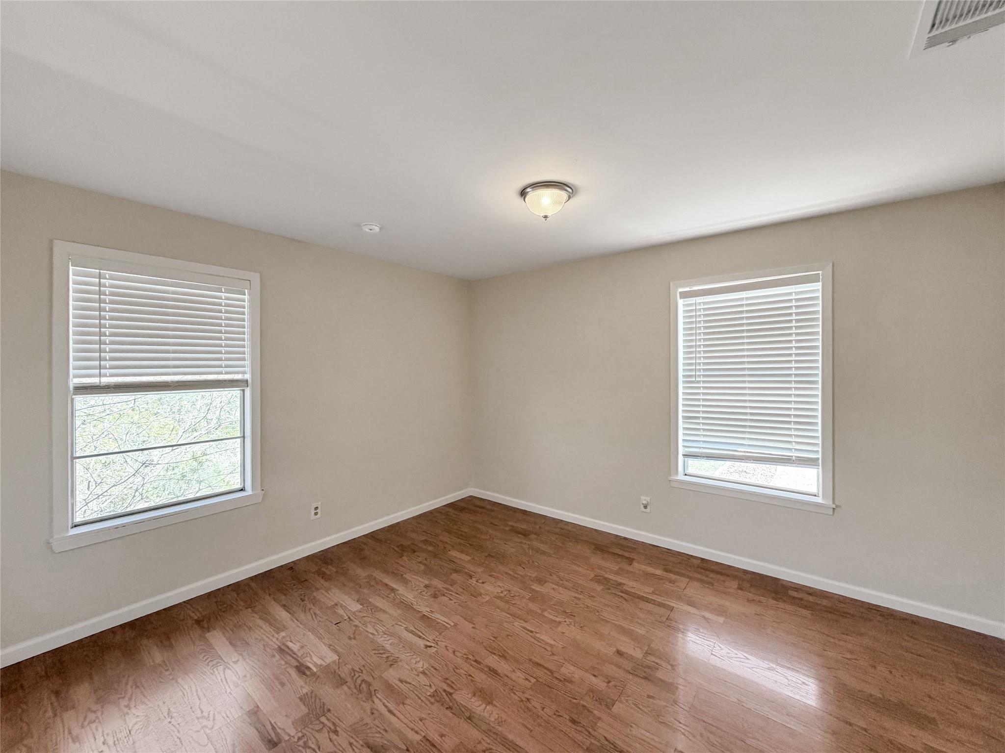 231 Vip Dr, Canyon Lake, TX 78133