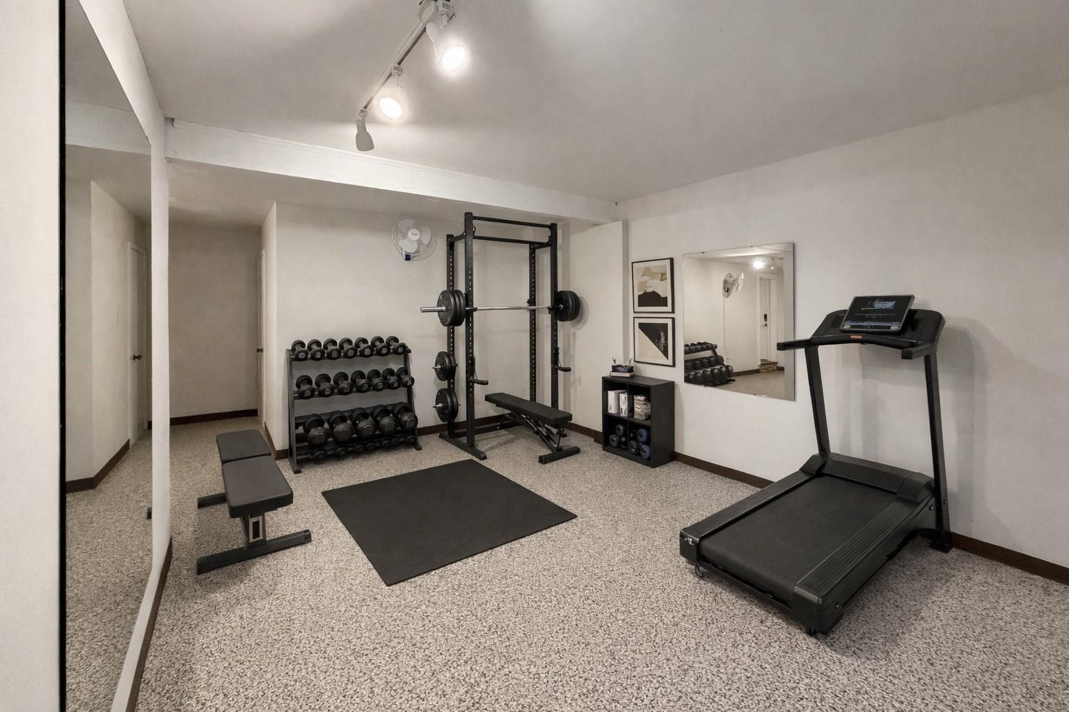 231 Vip Dr, Canyon Lake, TX 78133