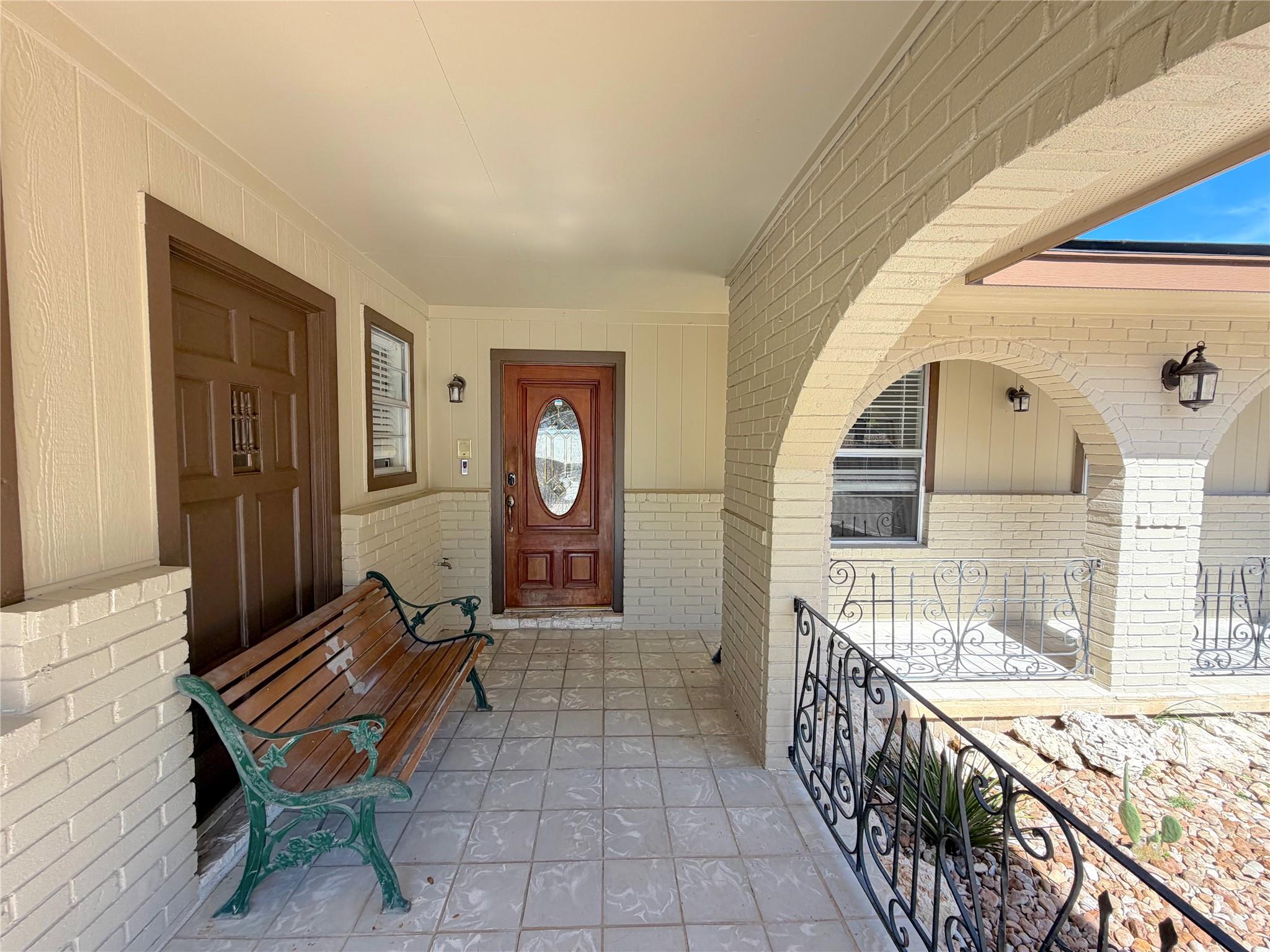 231 Vip Dr, Canyon Lake, TX 78133