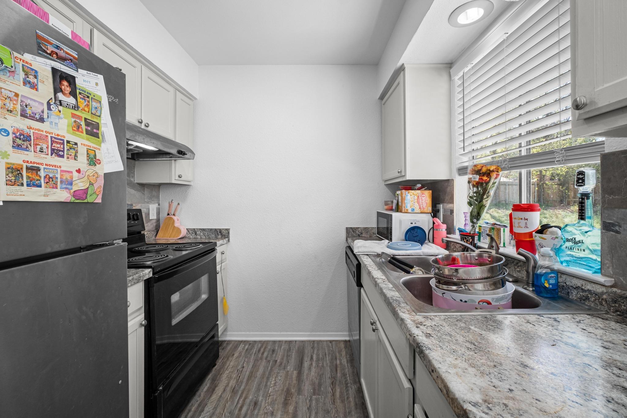 411 Thelma Dr, Austin, TX 78745