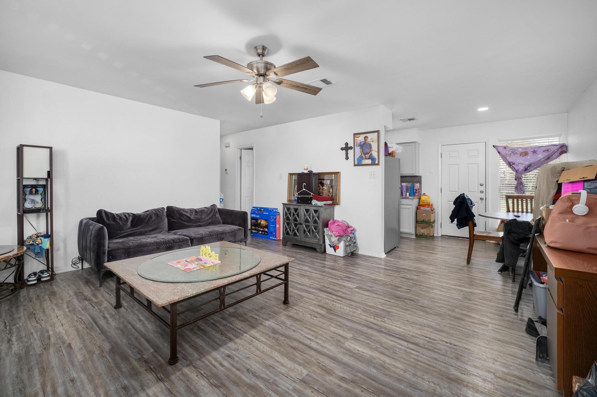 411 Thelma Dr, Austin, TX 78745