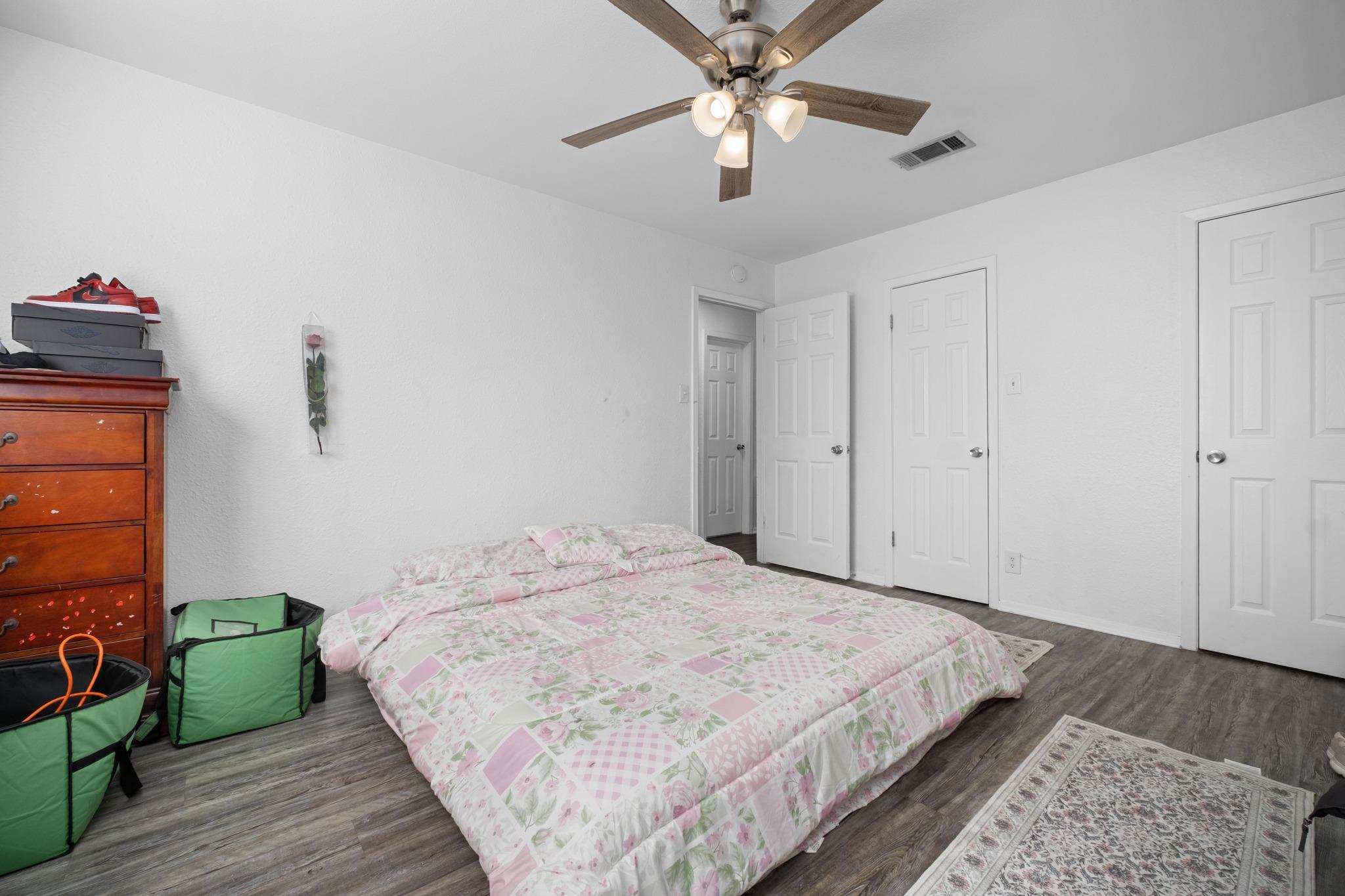 411 Thelma Dr, Austin, TX 78745