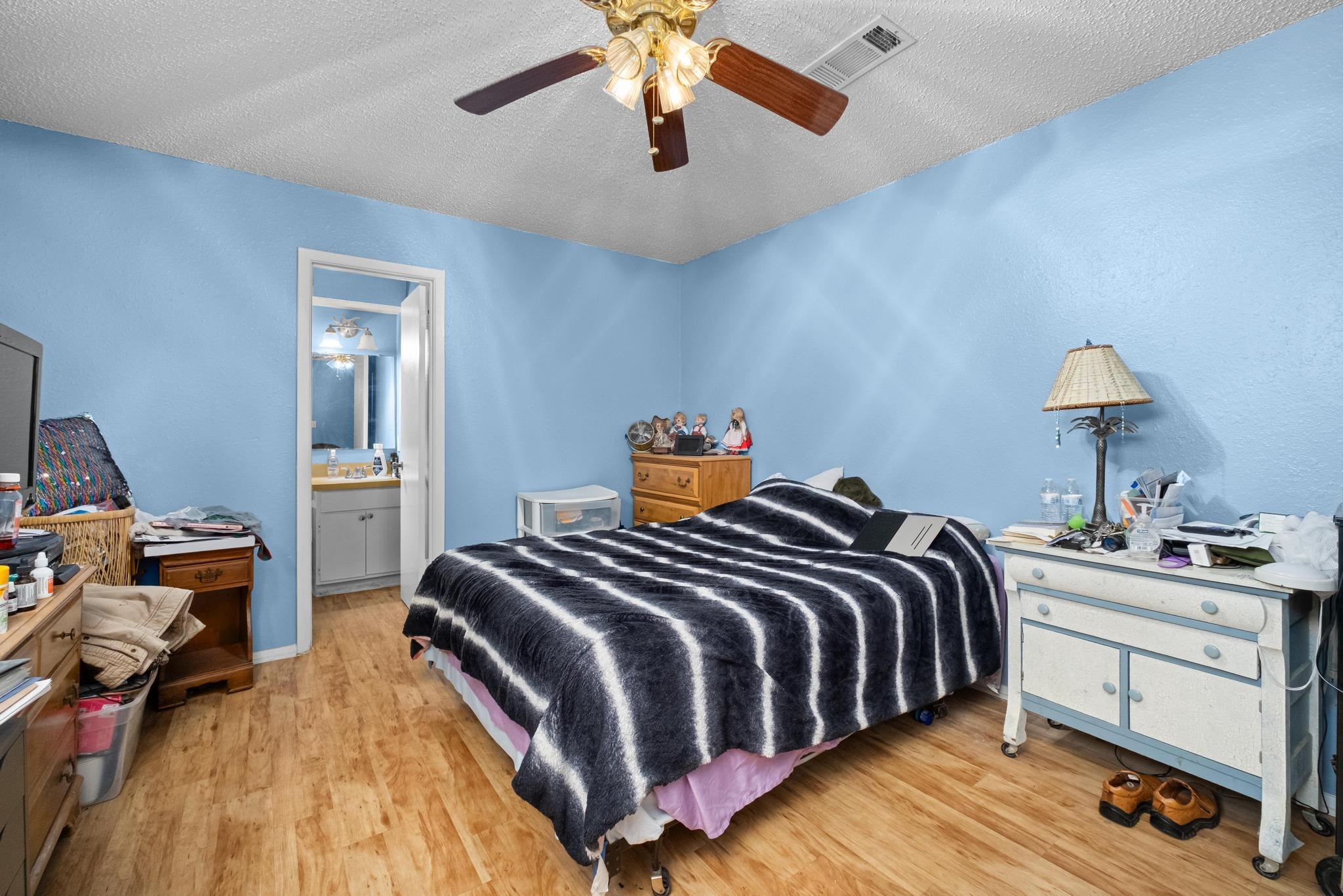 411 Thelma Dr, Austin, TX 78745