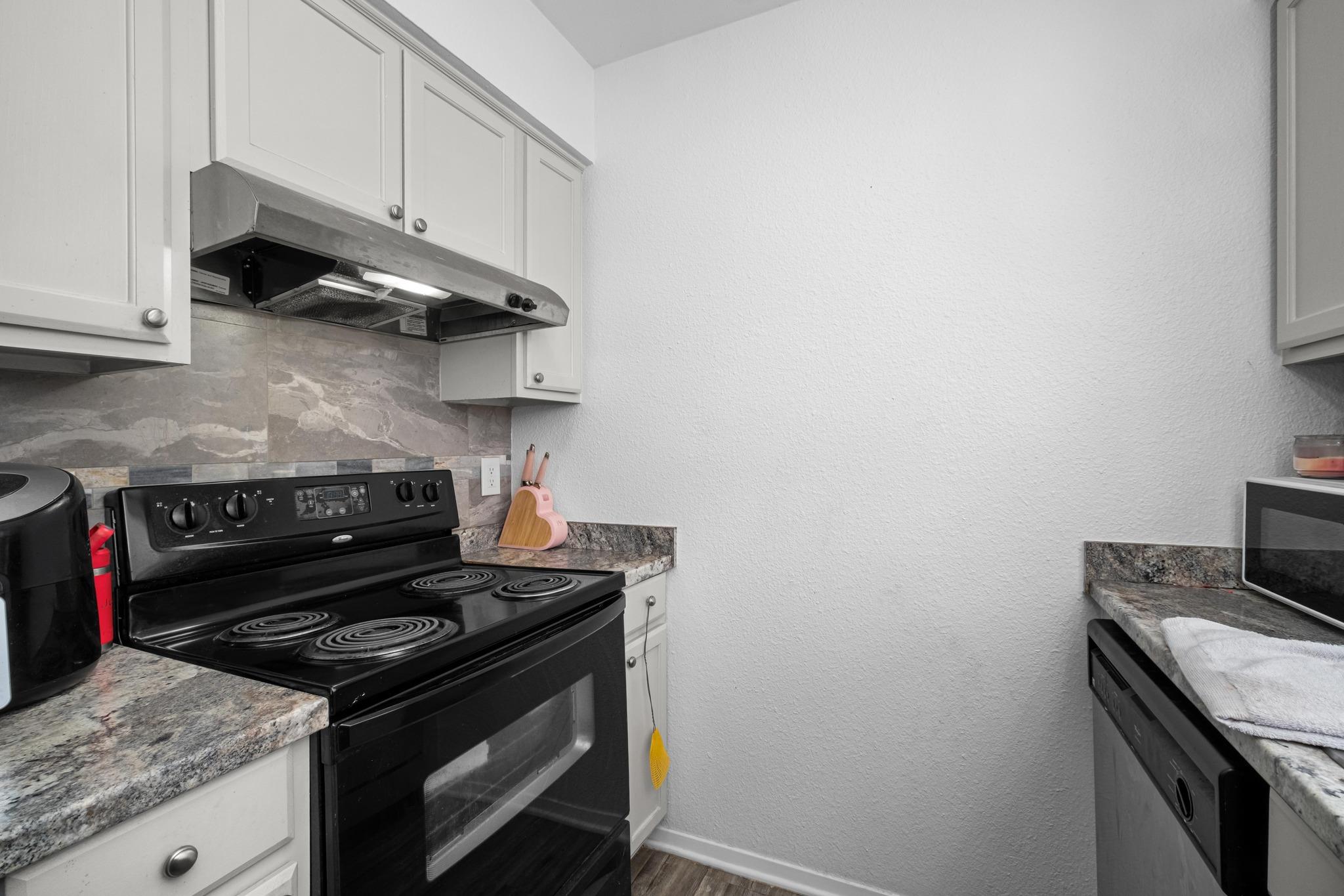 411 Thelma Dr, Austin, TX 78745