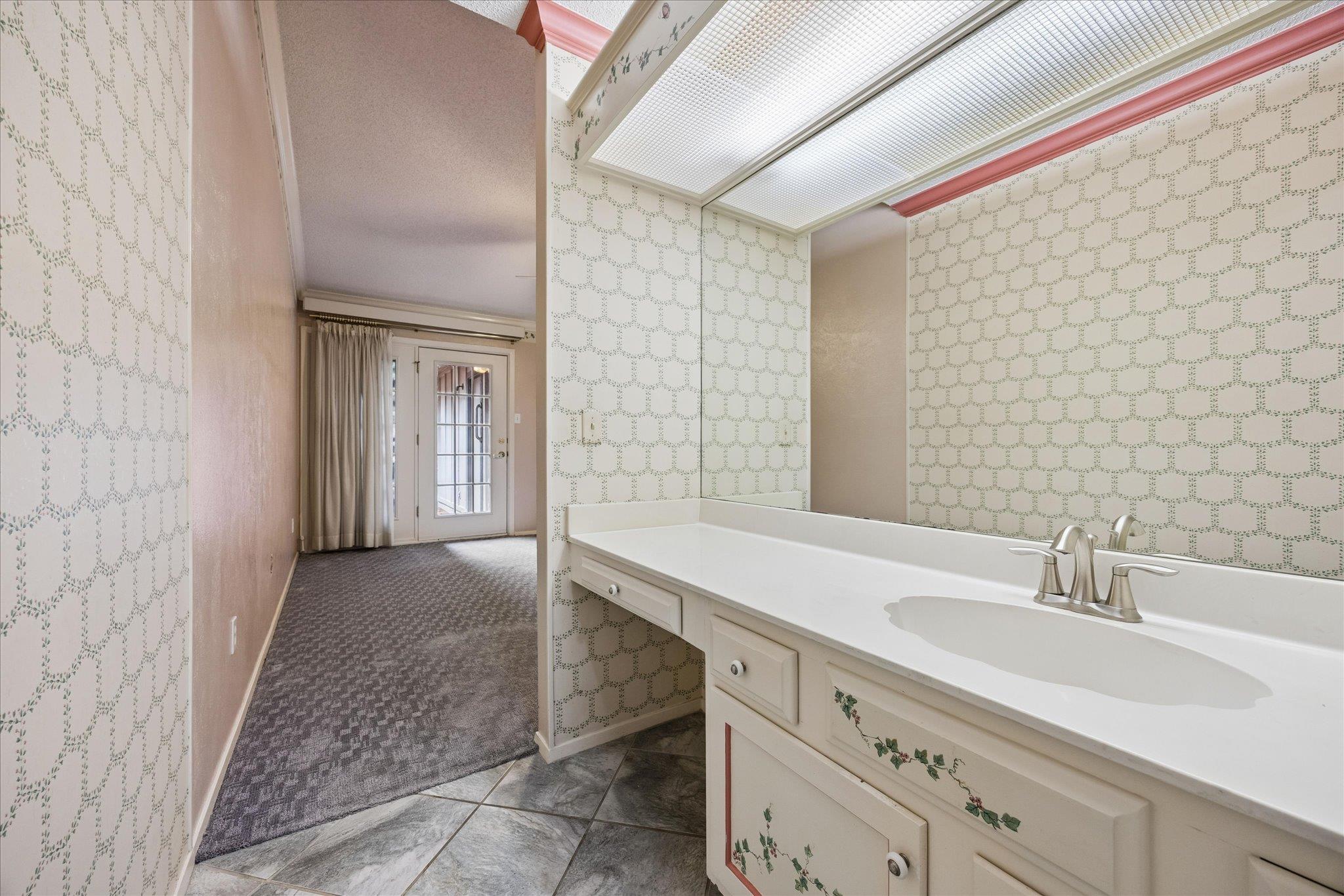 2007 Verbena Dr # 1336A, Austin, TX 78750