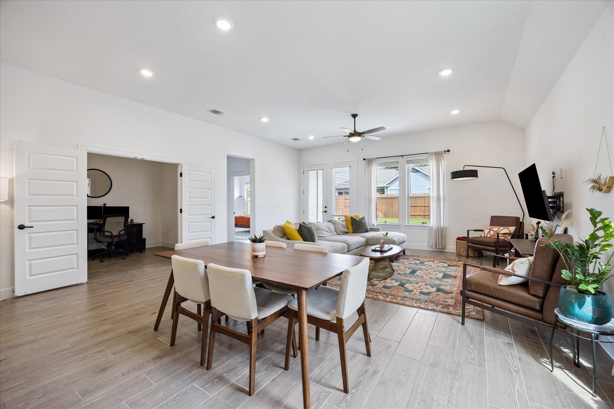 8112 Skytex St, Austin, TX 78744