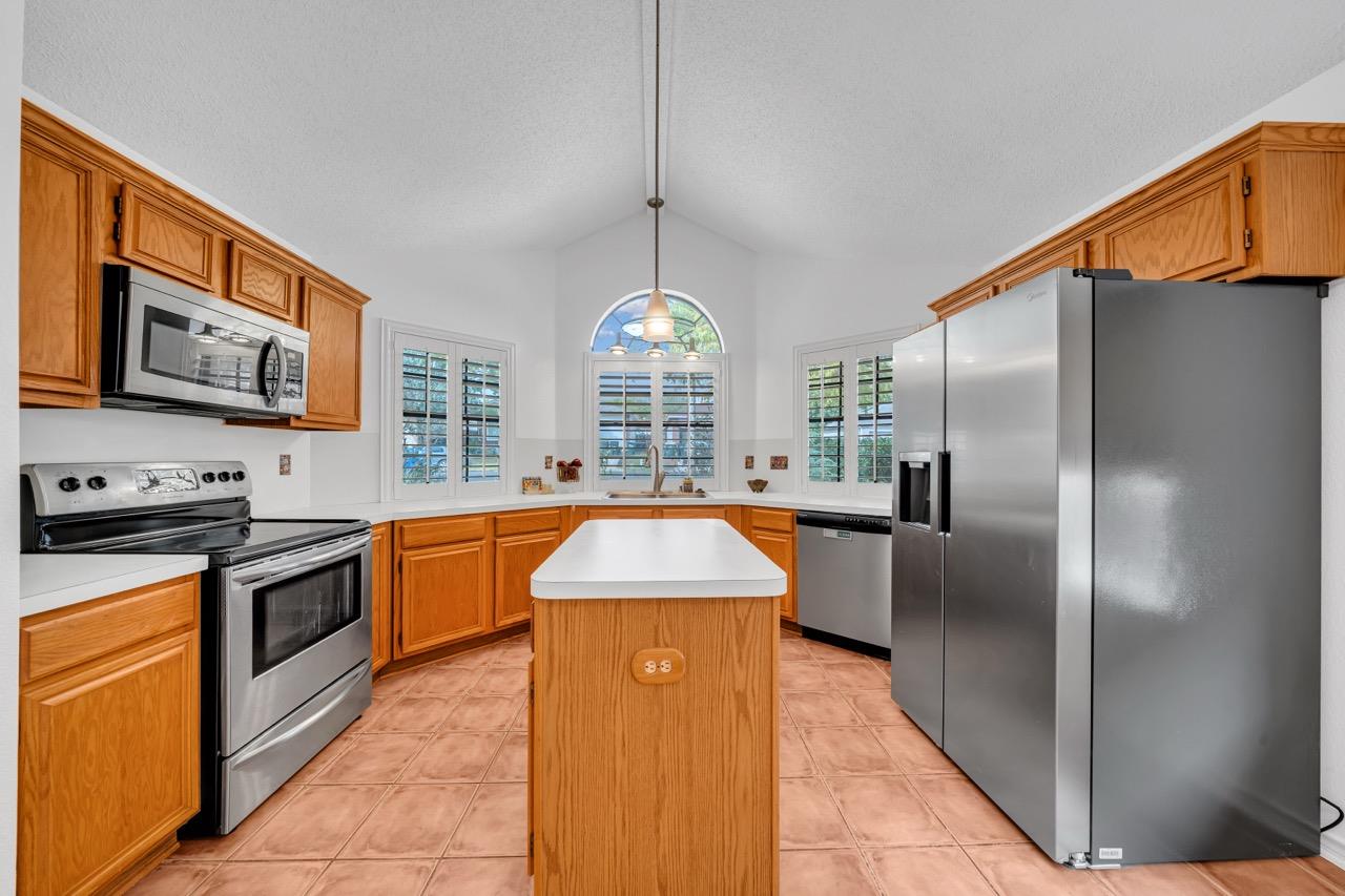 1133 Lago Vista St, San Marcos, TX 78666