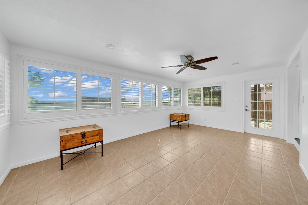 1133 Lago Vista St, San Marcos, TX 78666