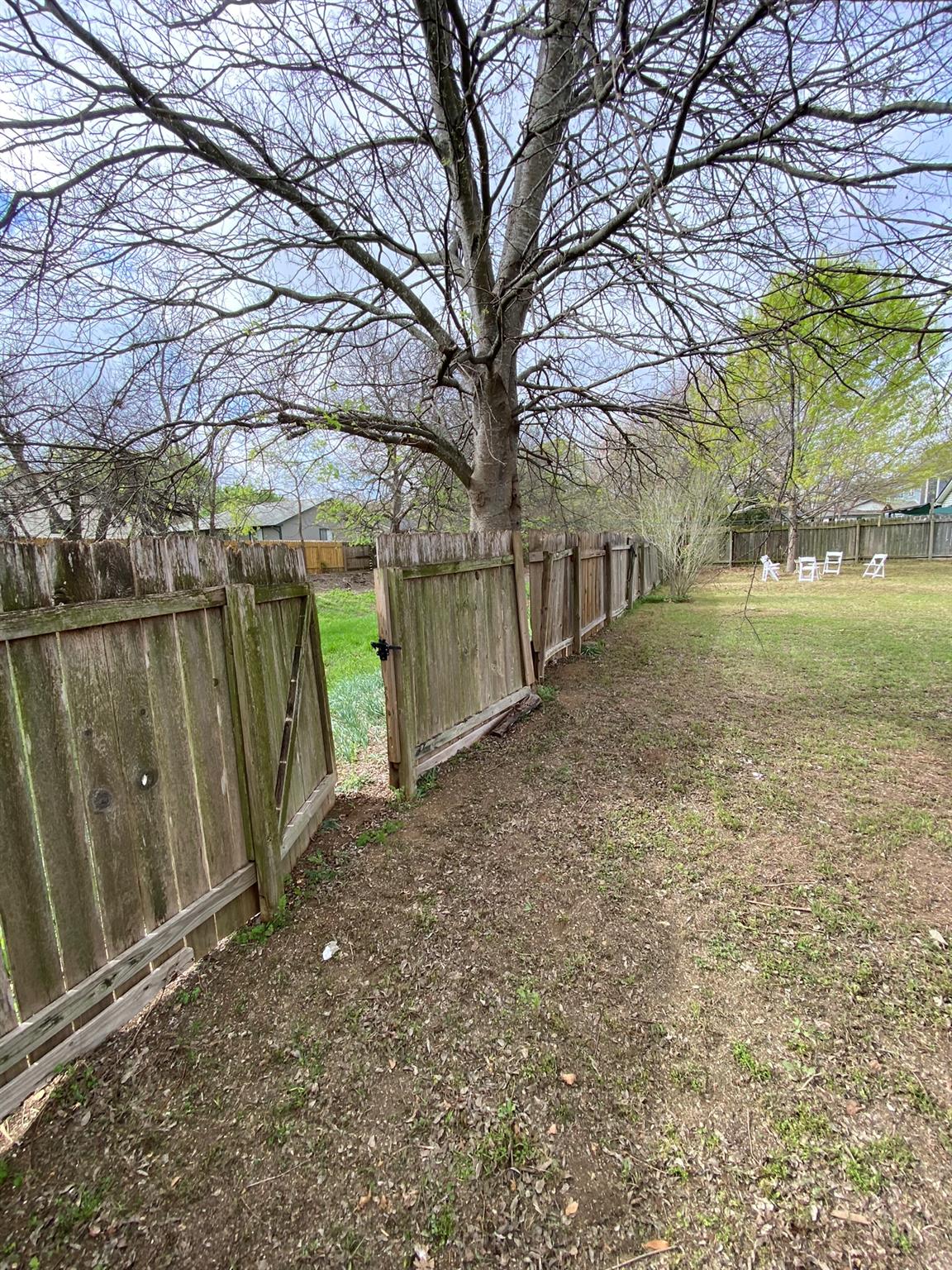 8305 Fort Sumter Rd, Austin, TX 78745