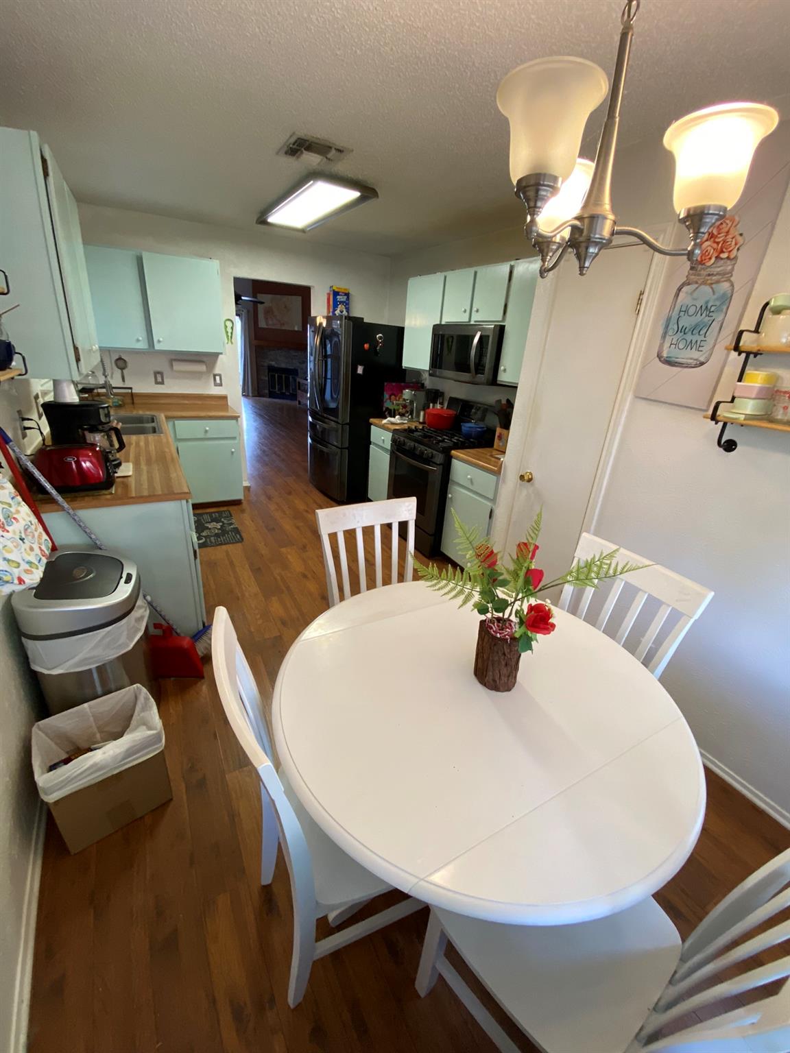 8305 Fort Sumter Rd, Austin, TX 78745