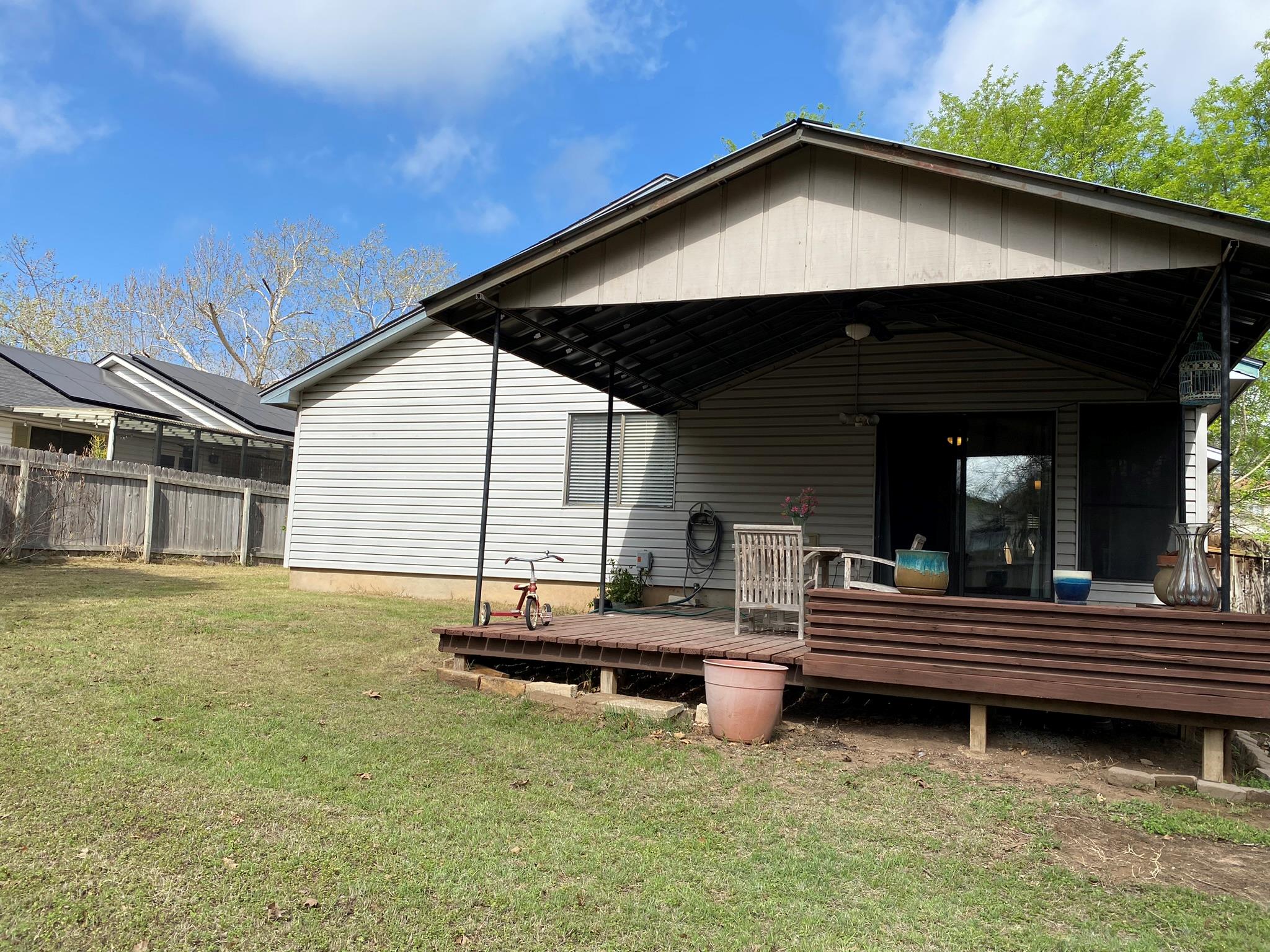 8305 Fort Sumter Rd, Austin, TX 78745