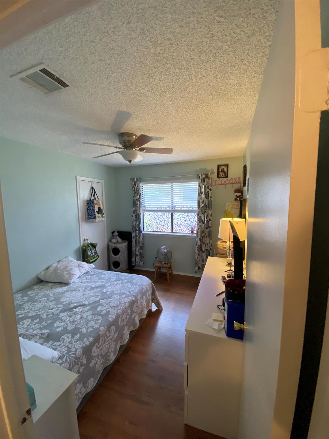 8305 Fort Sumter Rd, Austin, TX 78745