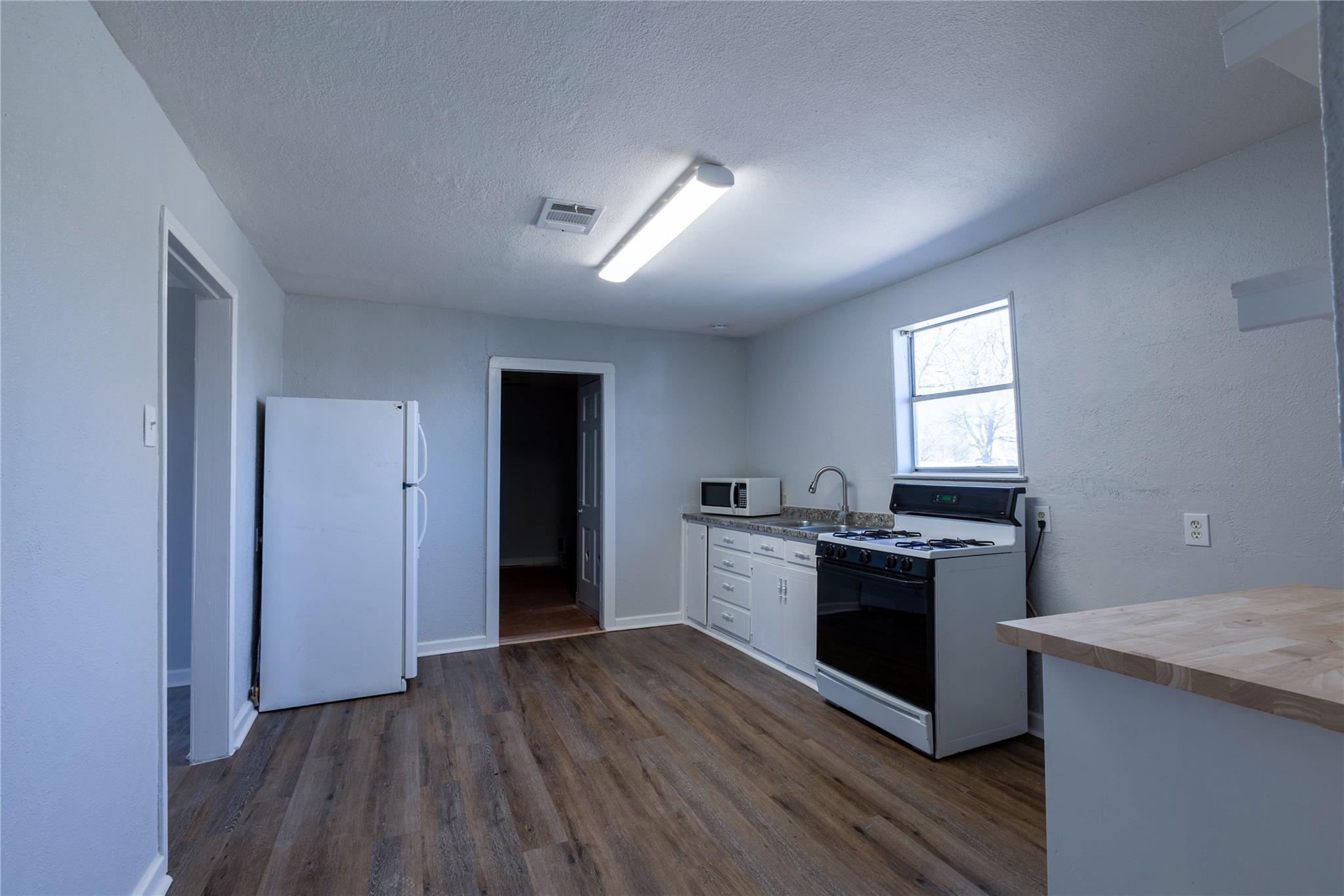 2304 Thrasher Ln # A, Austin, TX 78741