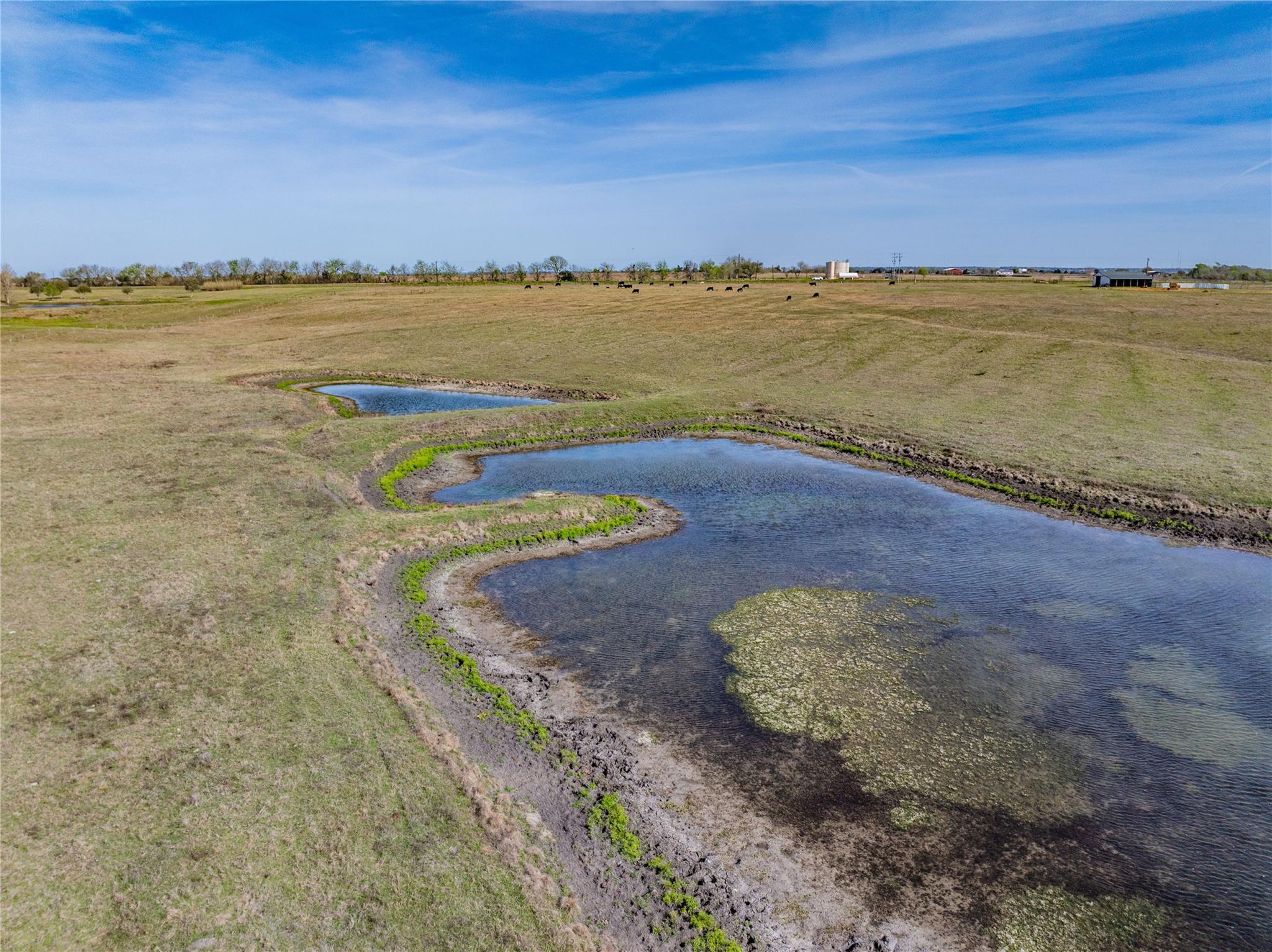 555 Knape Rd, La Grange, TX 78945