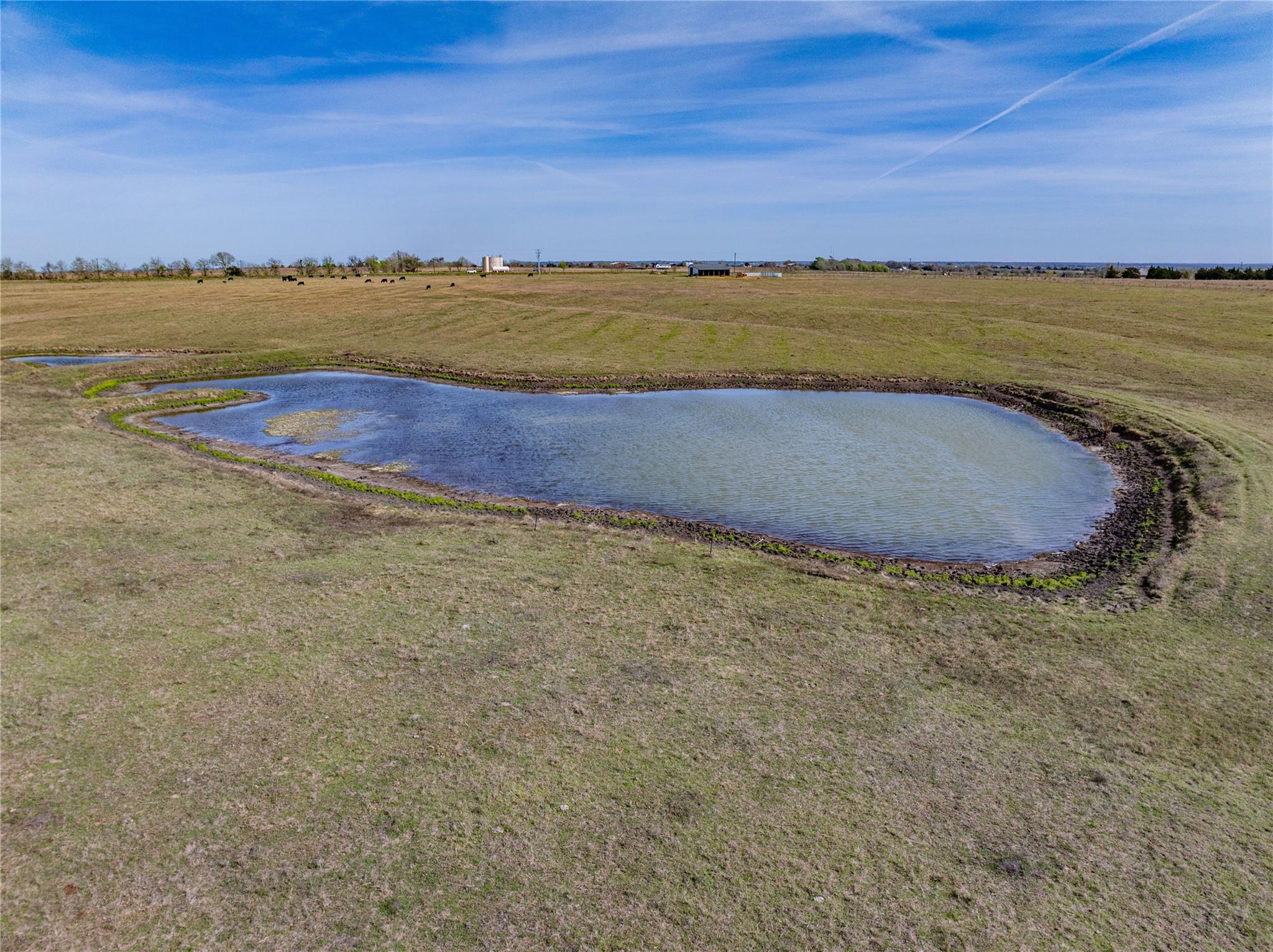 555 Knape Rd, La Grange, TX 78945