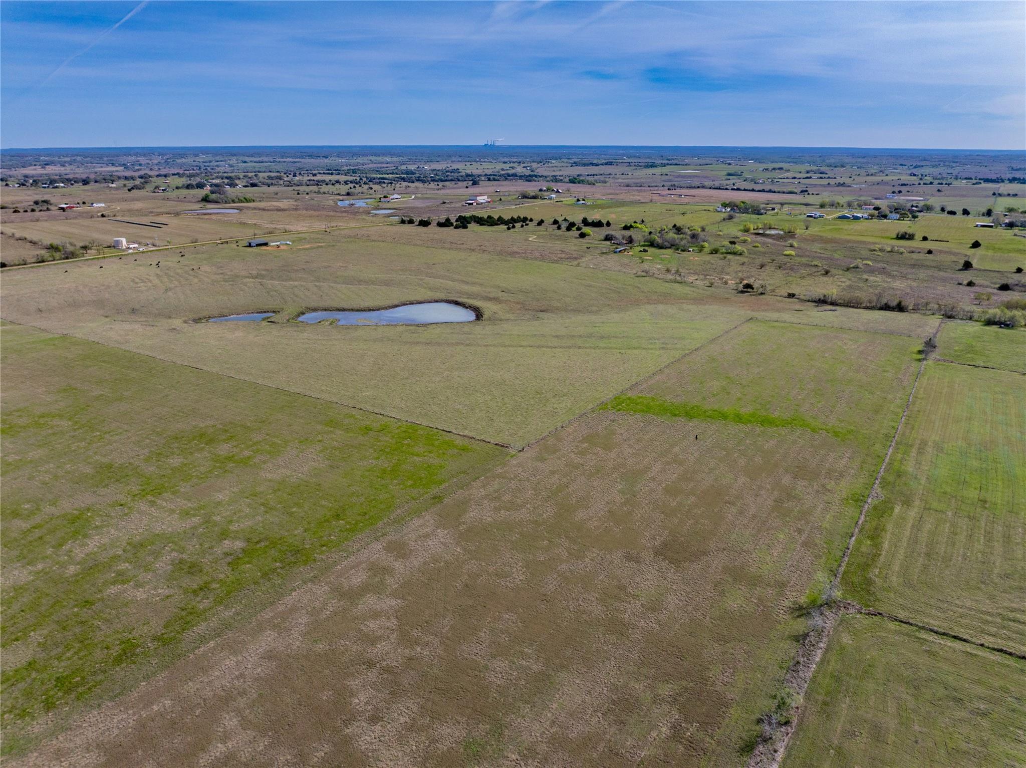 555 Knape Rd, La Grange, TX 78945