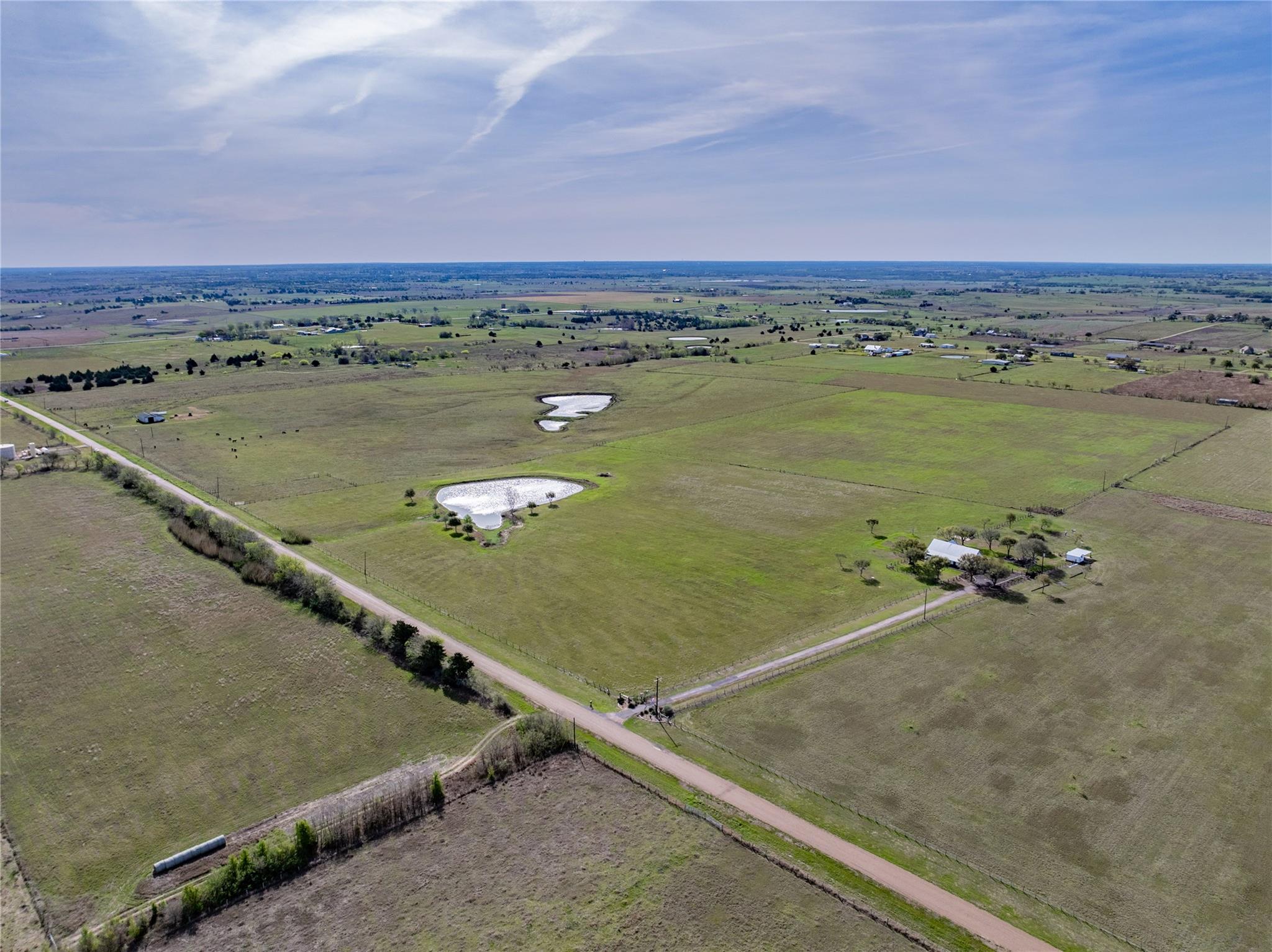 555 Knape Rd, La Grange, TX 78945