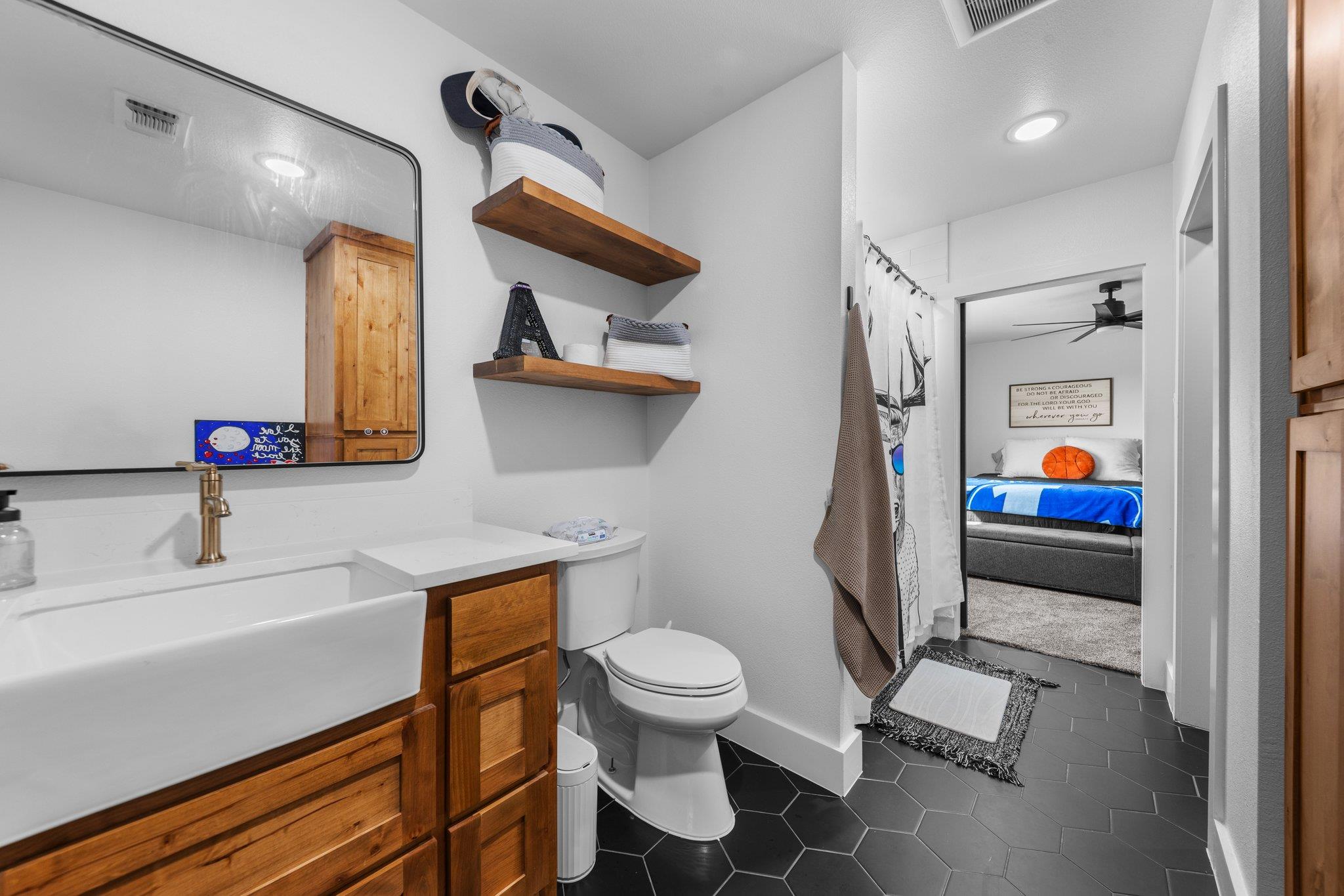 1800 Diamond Ridge Dr, Lampasas, TX 76550