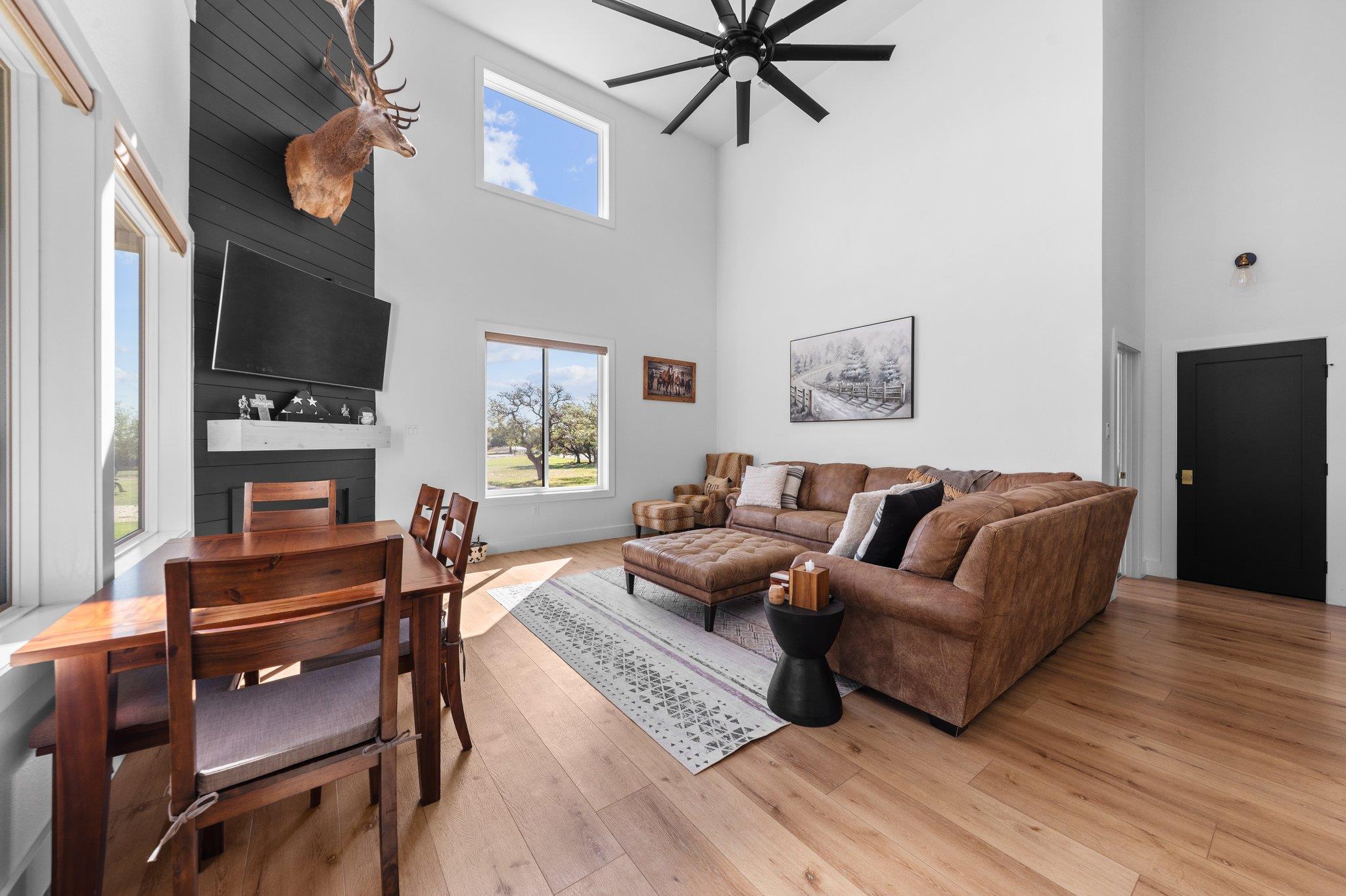 1800 Diamond Ridge Dr, Lampasas, TX 76550