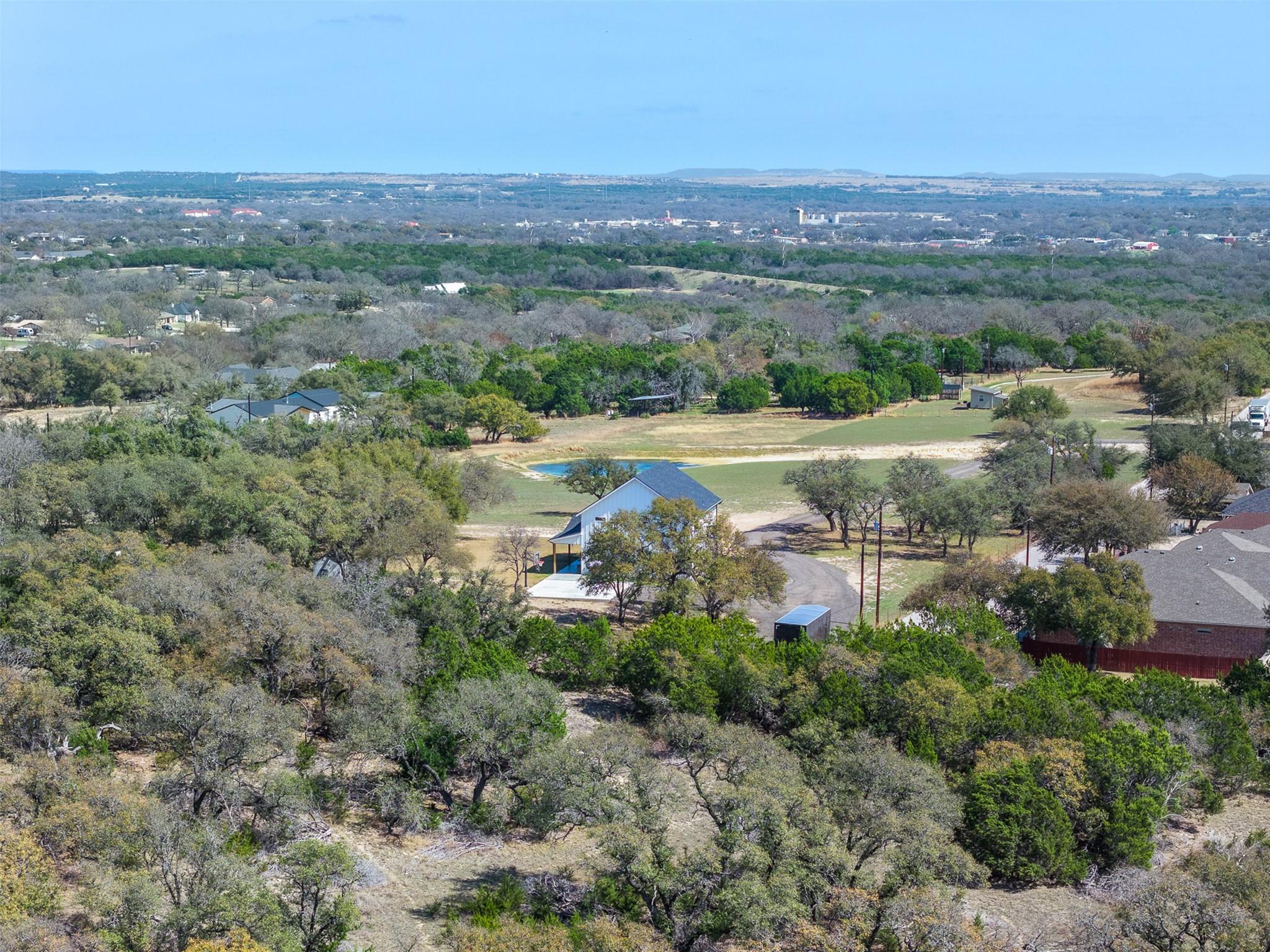 1800 Diamond Ridge Dr, Lampasas, TX 76550