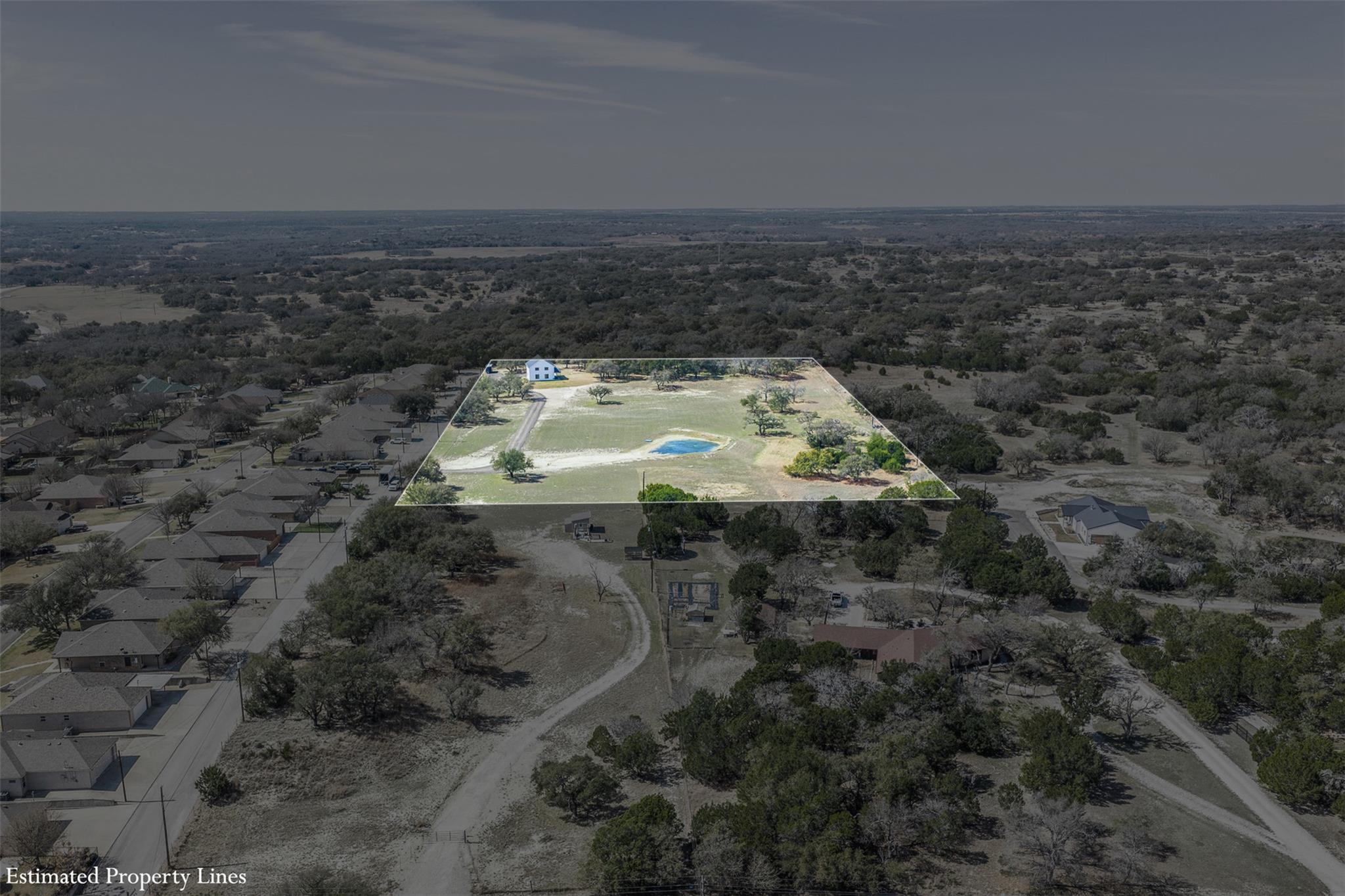 1800 Diamond Ridge Dr, Lampasas, TX 76550