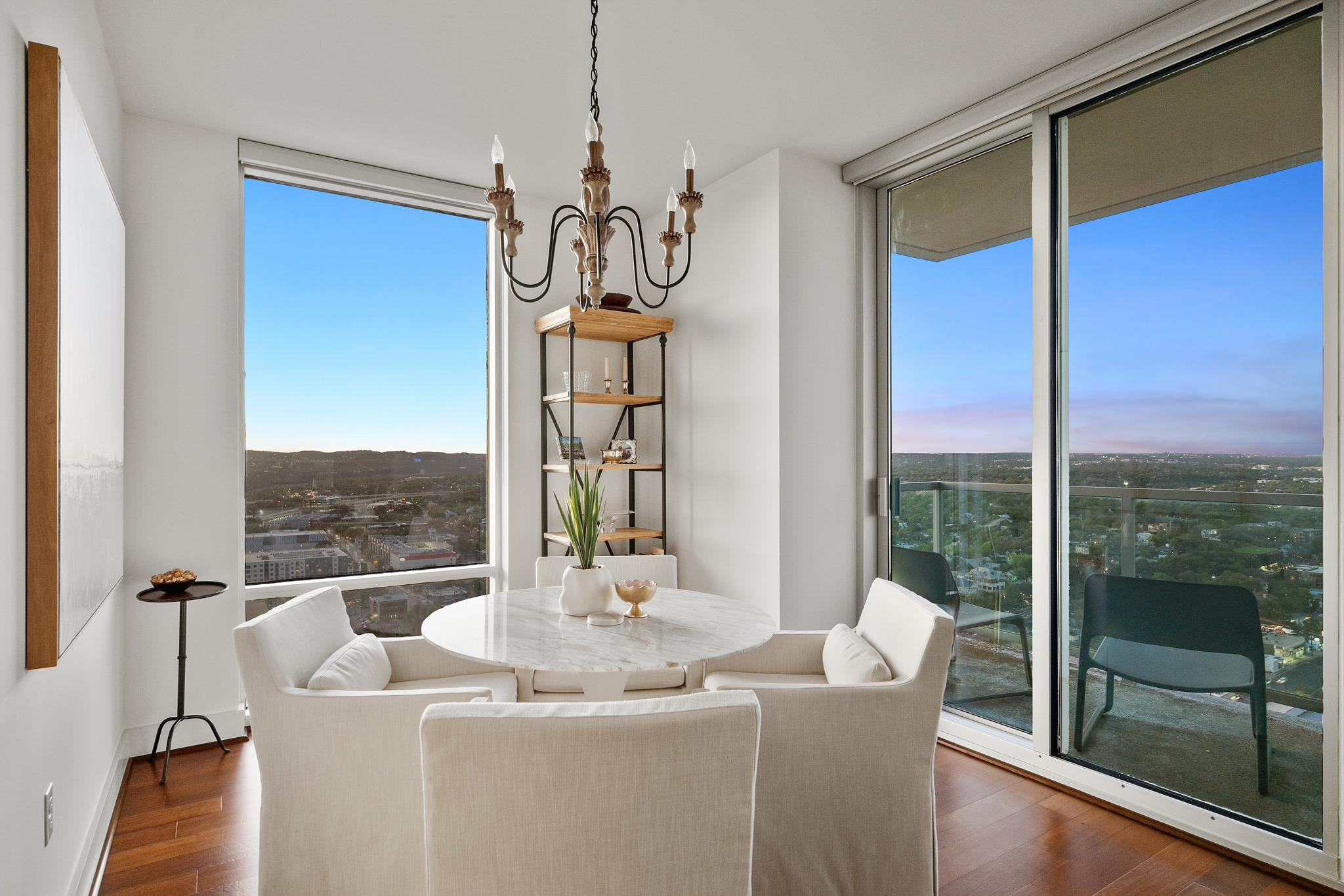 300 Bowie St # 3605, Austin, TX 78703