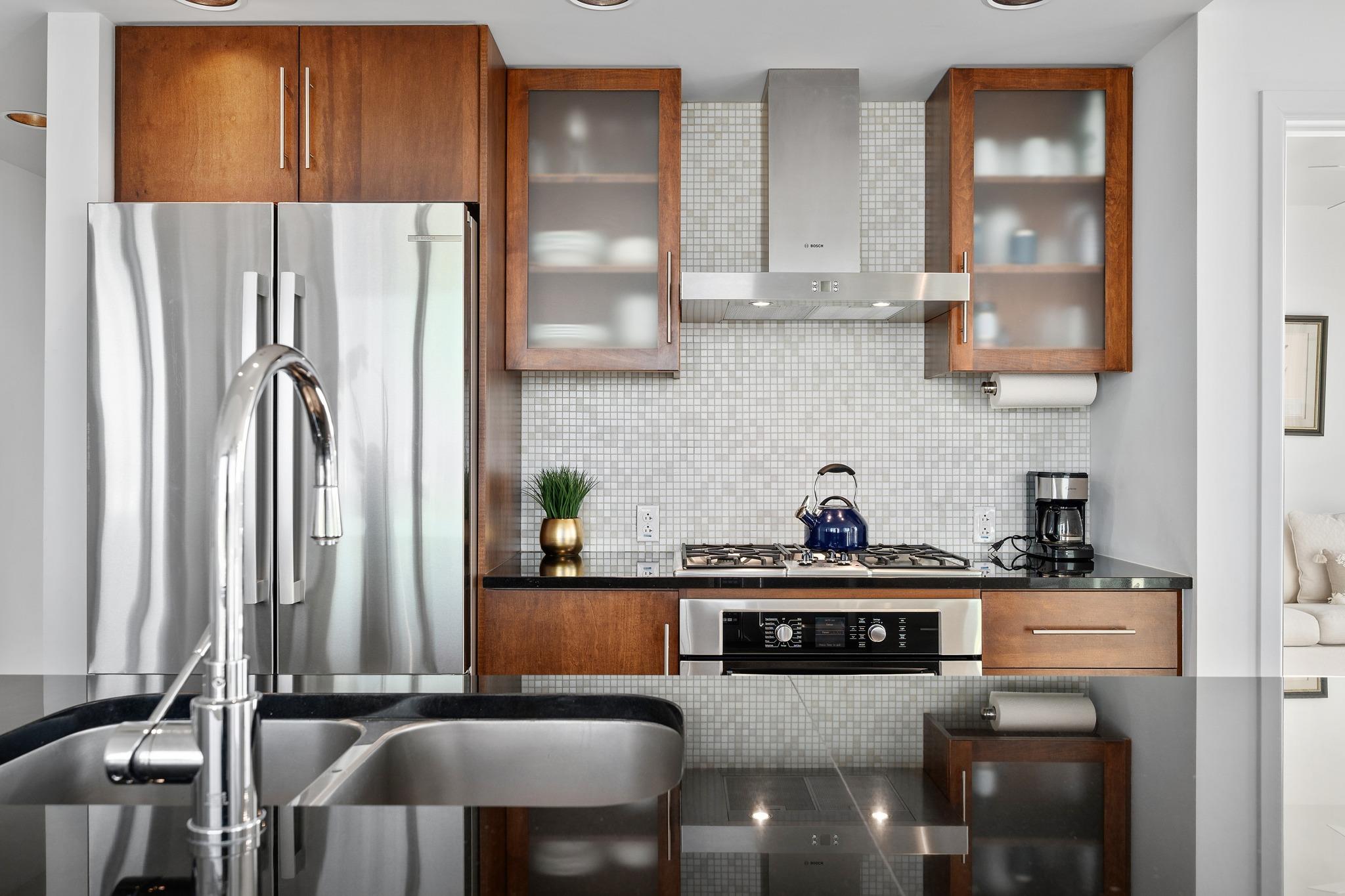 300 Bowie St # 3605, Austin, TX 78703