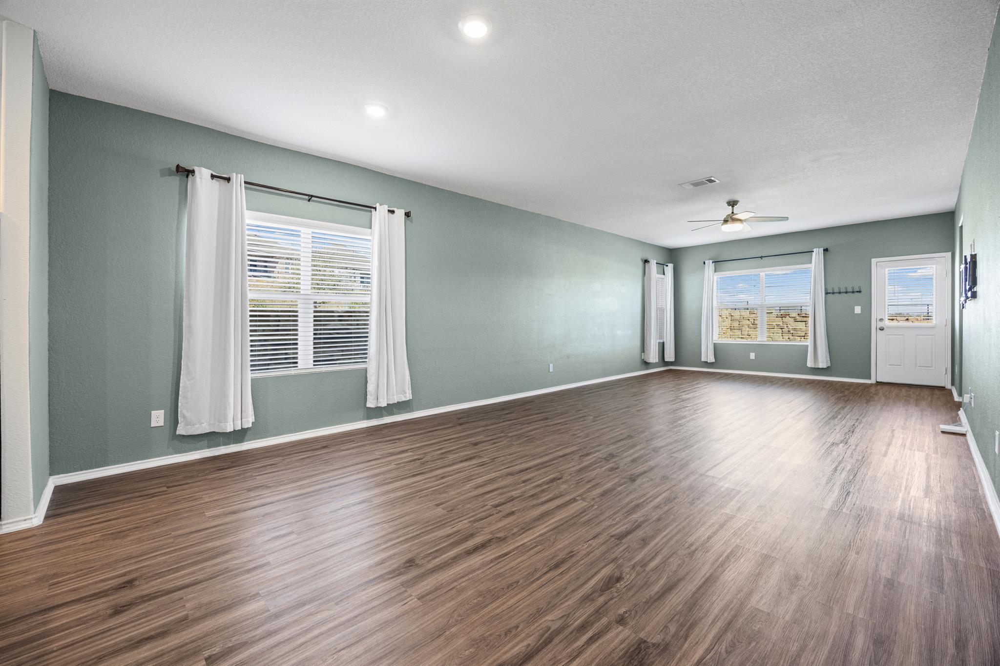 1609 Woolsey Way, Leander, TX 78641