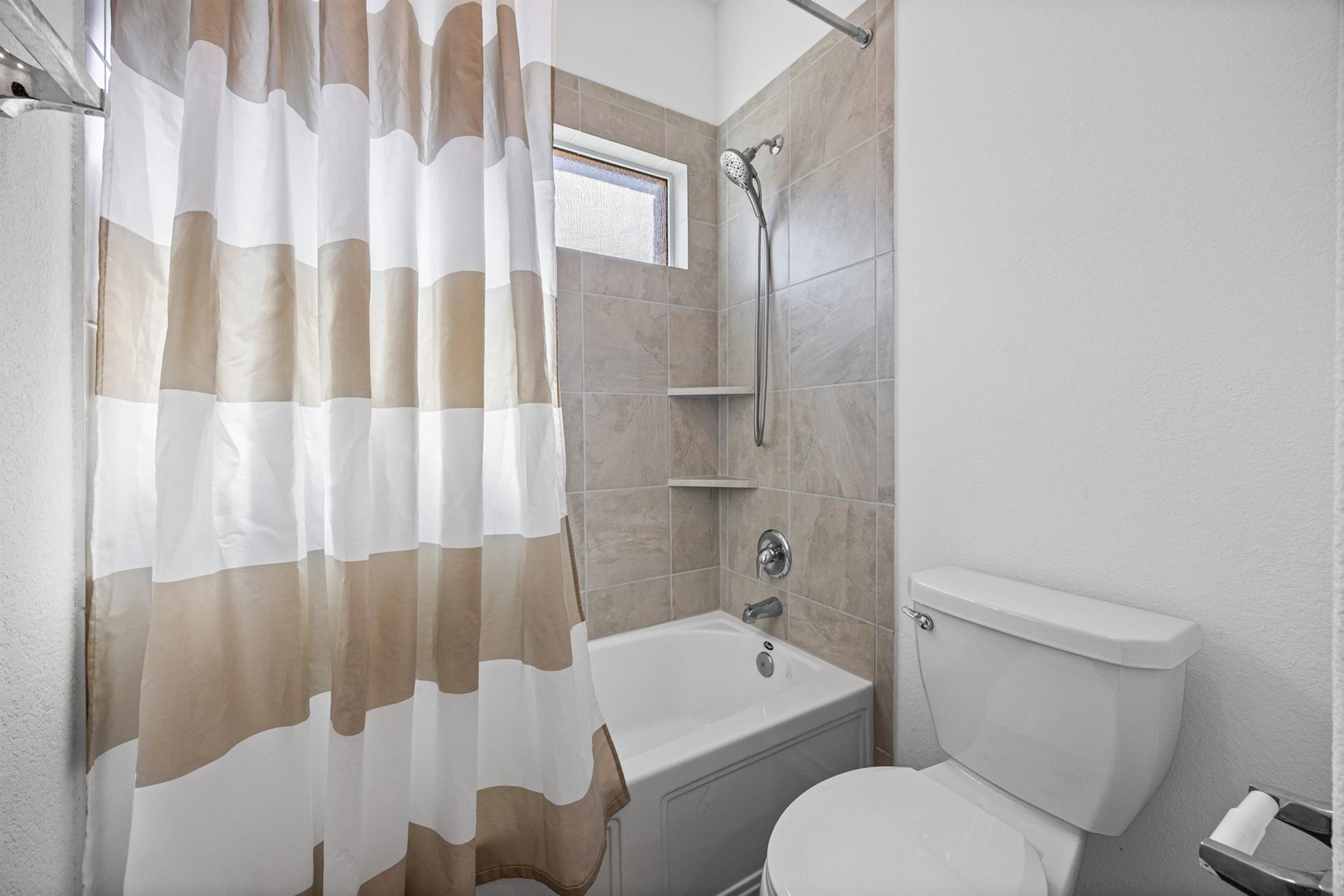 1609 Woolsey Way, Leander, TX 78641