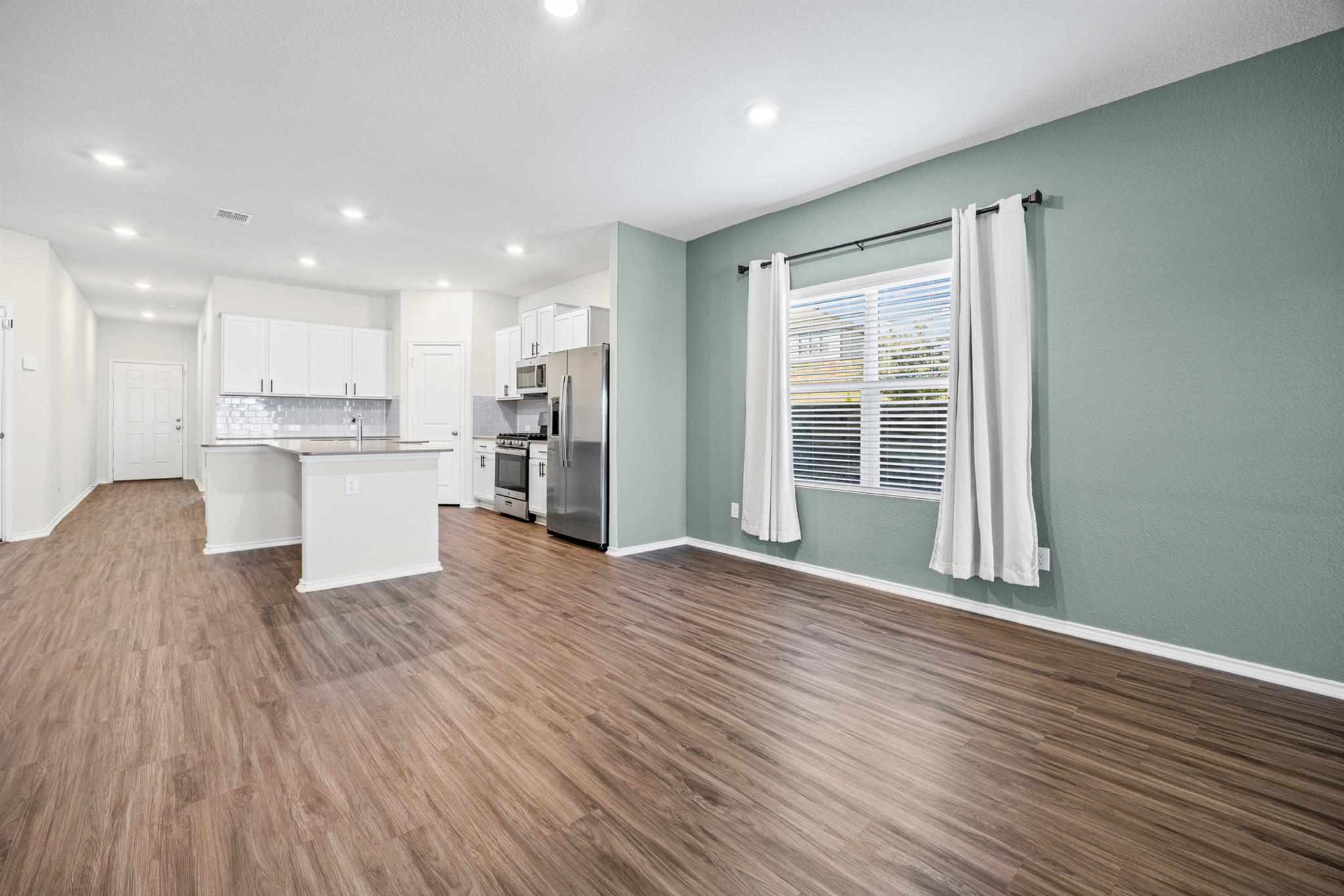 1609 Woolsey Way, Leander, TX 78641