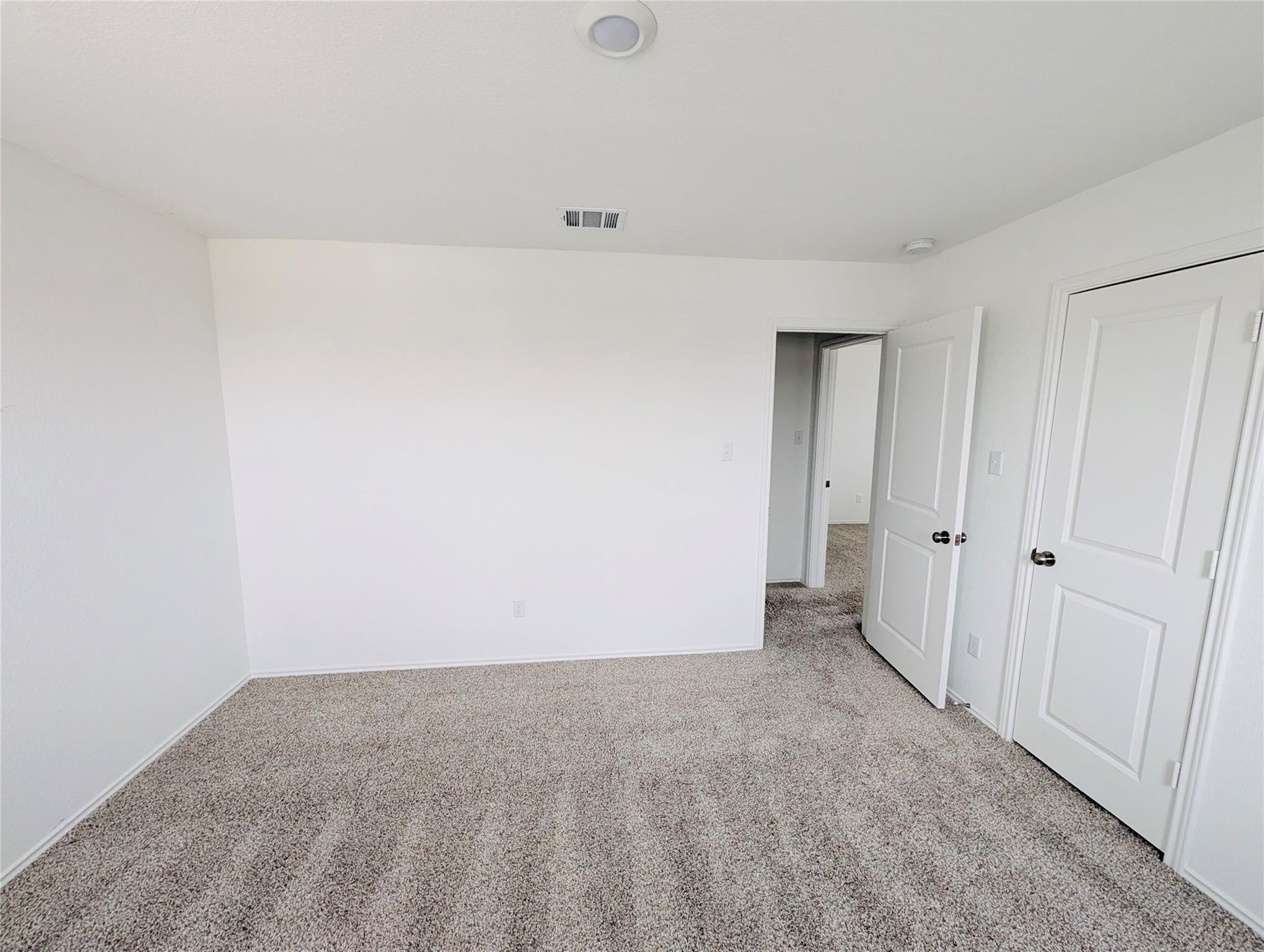 100 Red Buckeye St, Hutto, TX 78634