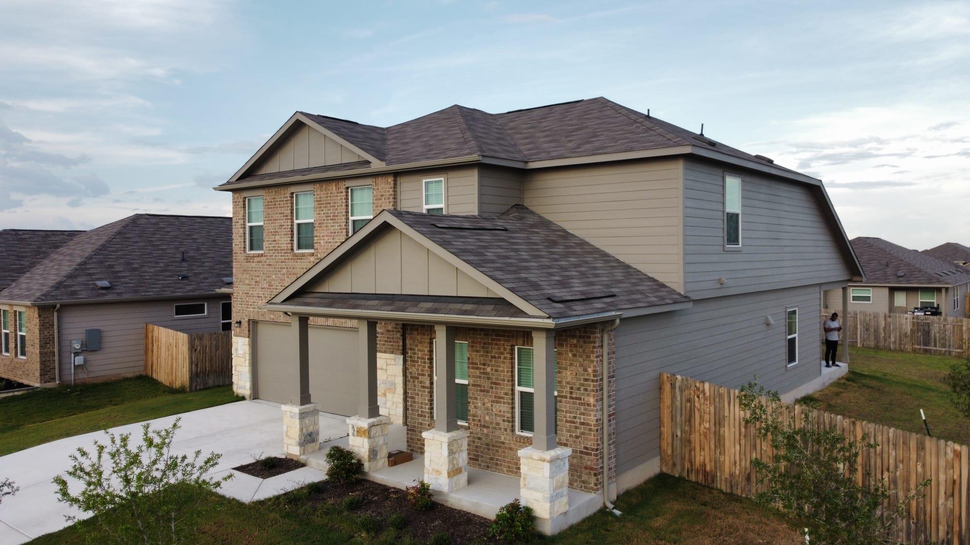 100 Red Buckeye St, Hutto, TX 78634