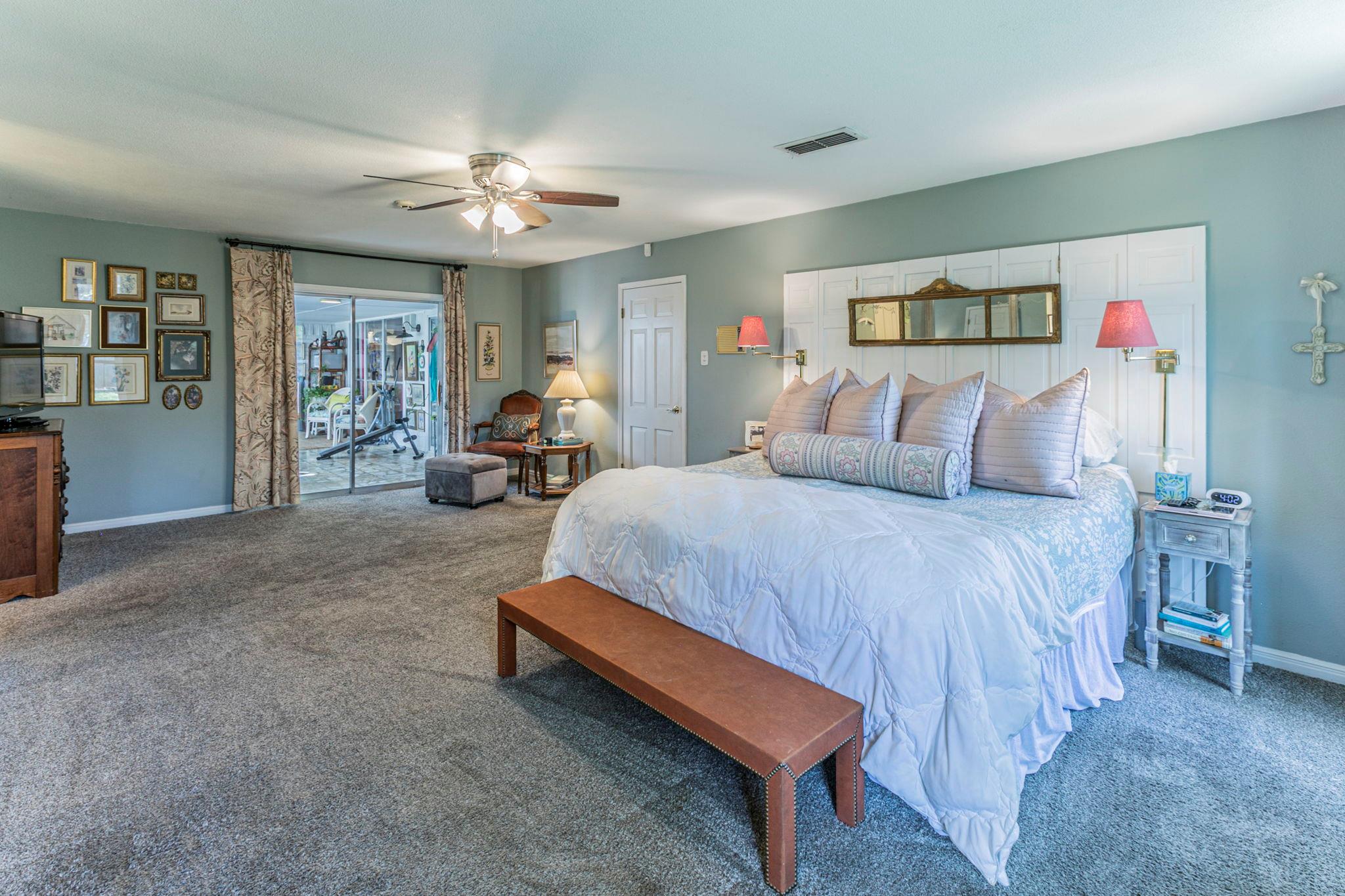 208 Highland Oaks Dr, Harker Heights, TX 76548