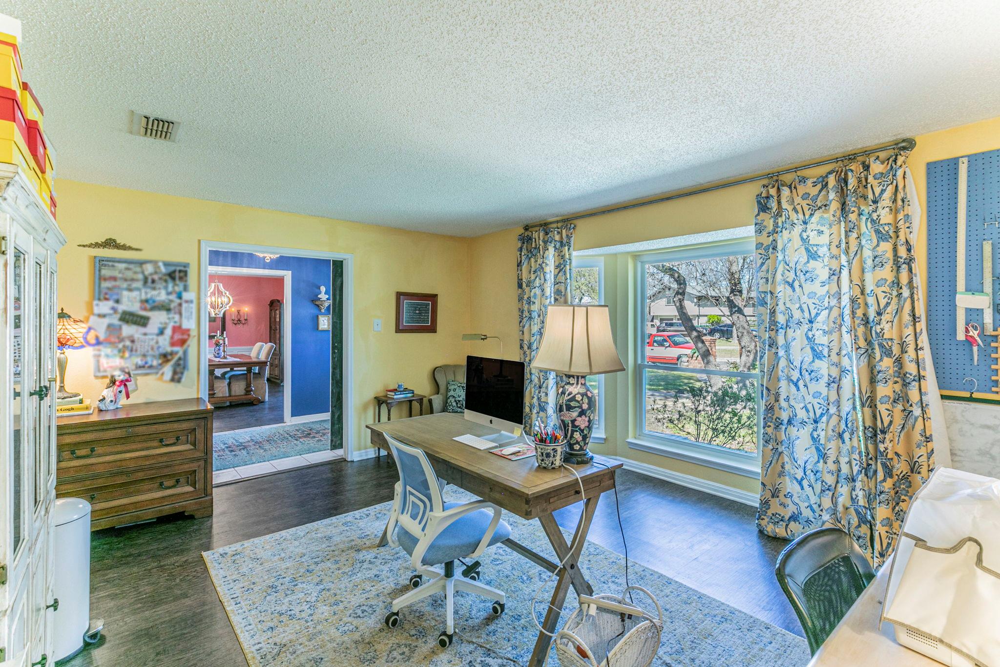 208 Highland Oaks Dr, Harker Heights, TX 76548