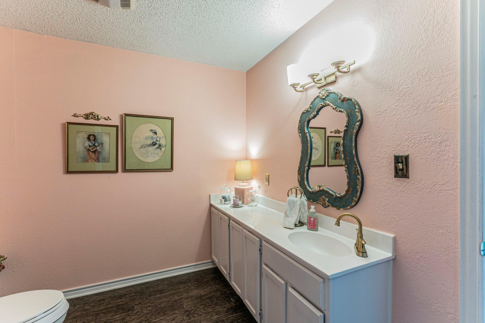 208 Highland Oaks Dr, Harker Heights, TX 76548