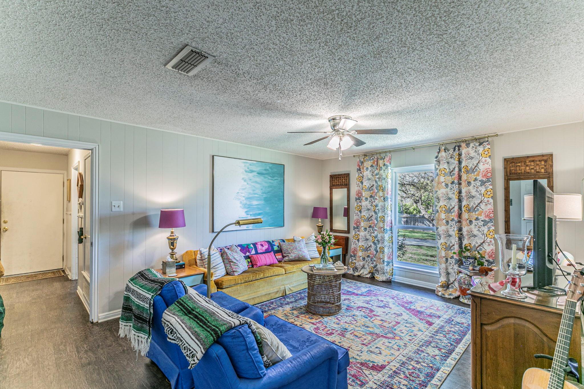 208 Highland Oaks Dr, Harker Heights, TX 76548