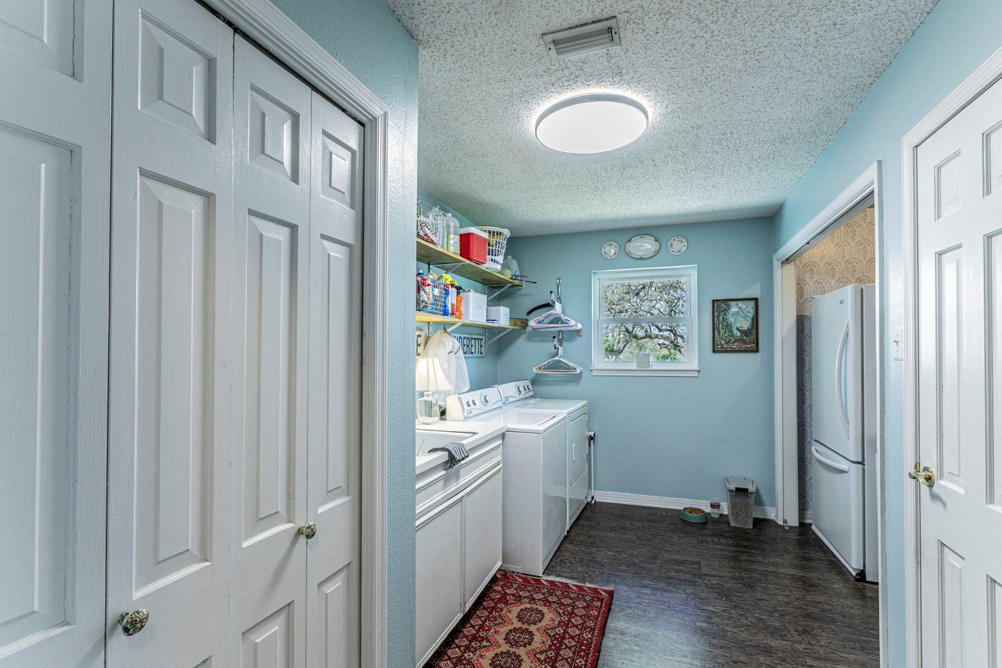 208 Highland Oaks Dr, Harker Heights, TX 76548